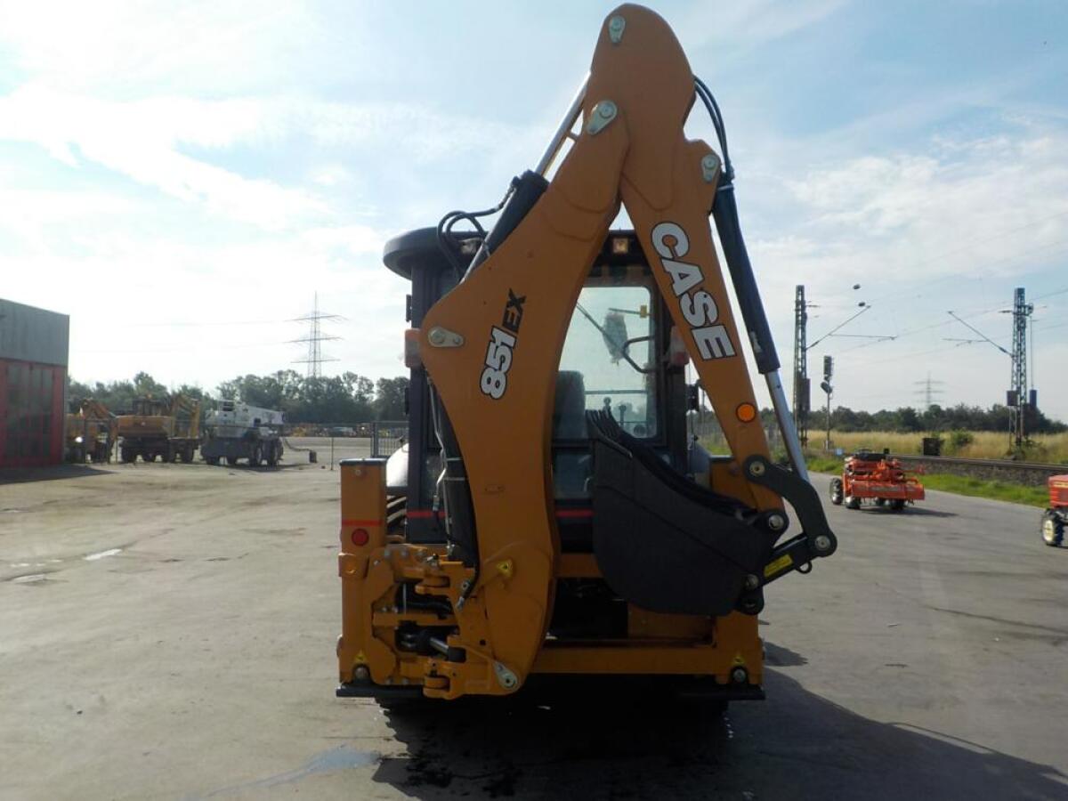 2021 Case 851EX-4WD Baggerlader 2