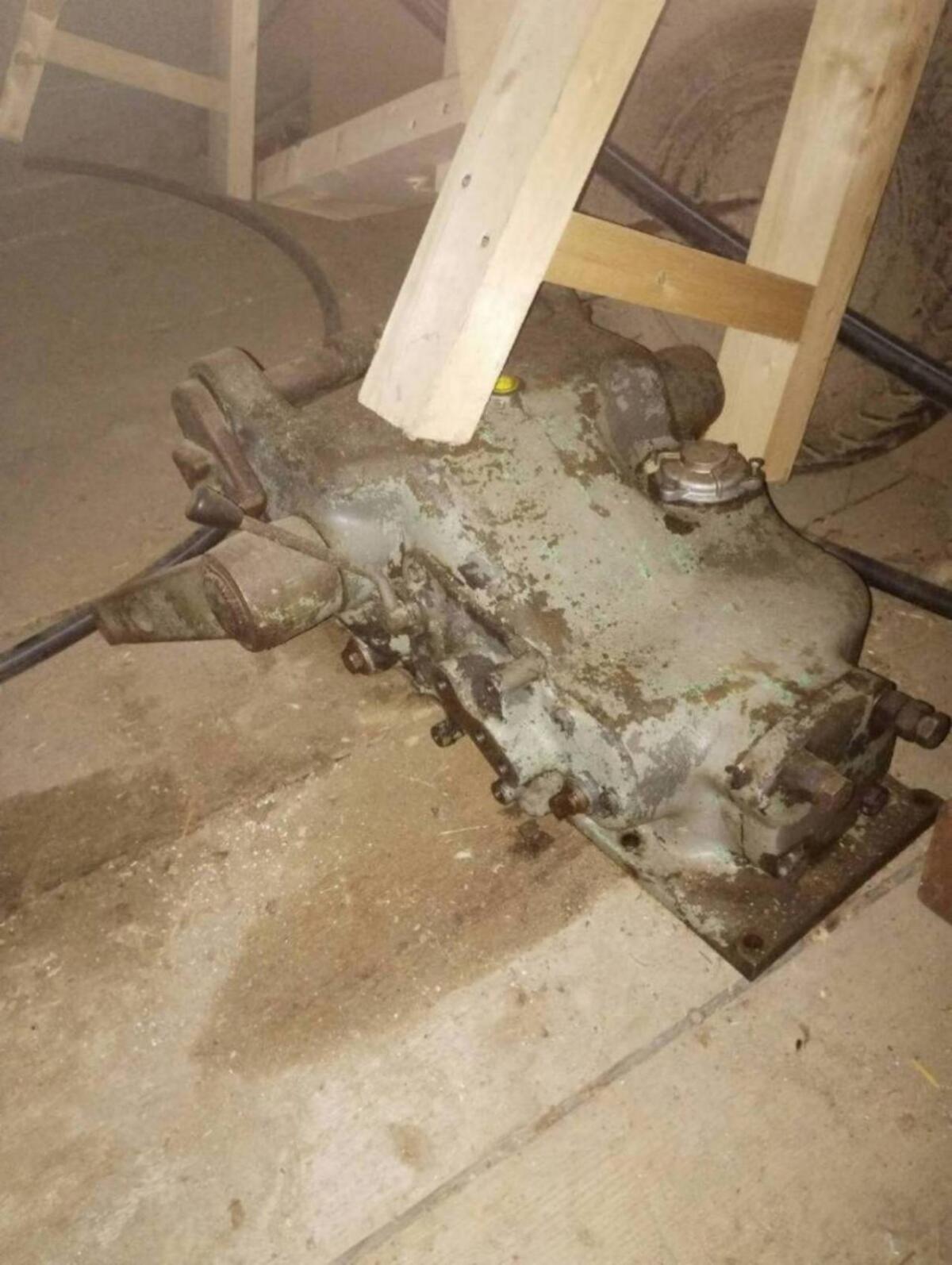 Hydraulikblock Steyr 288 290 2