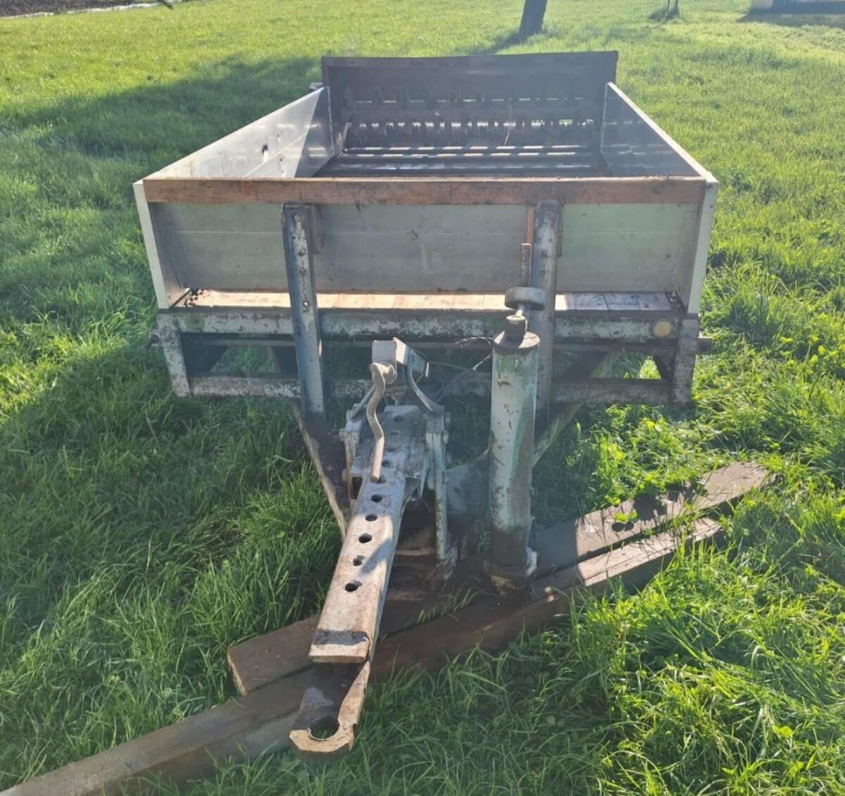 Schicht Miststreuer Kompoststreuer mit Feinstreuwerk 2