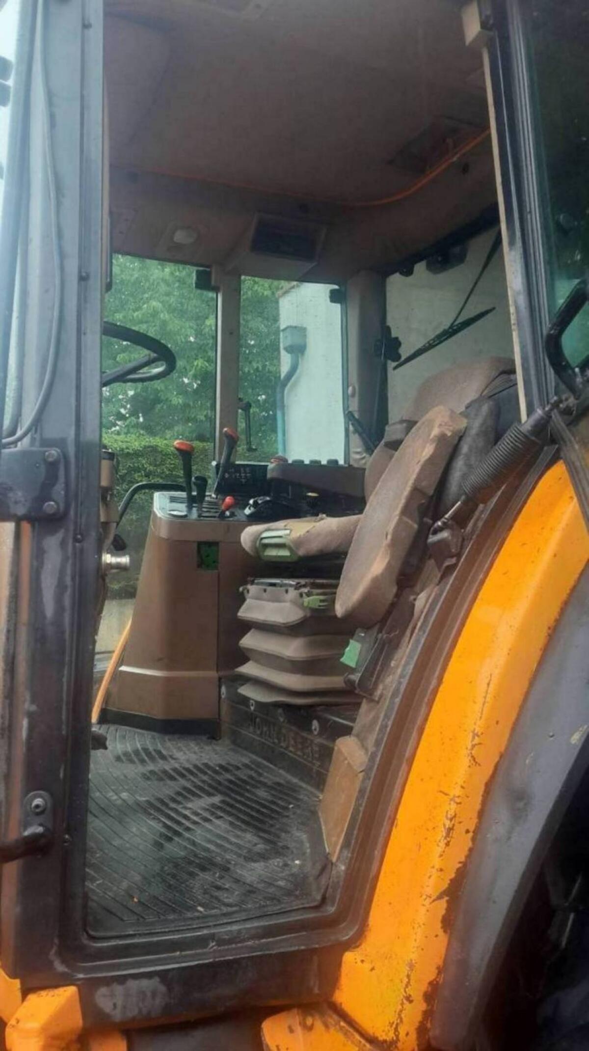 John Deere 6800 3