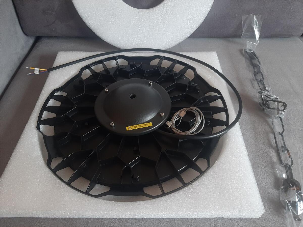 650 W LED Hallenstrahler, Strohlager, Maschinenhalle 3