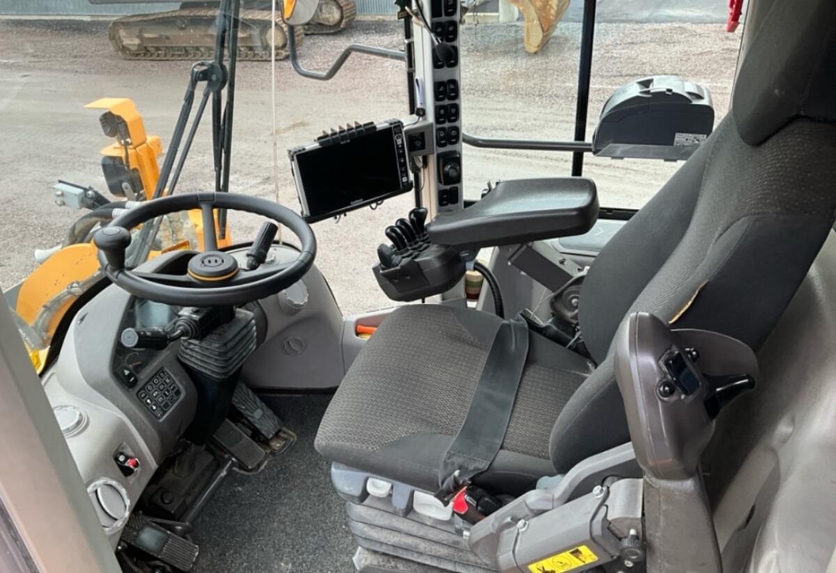 Volvo L180H 2