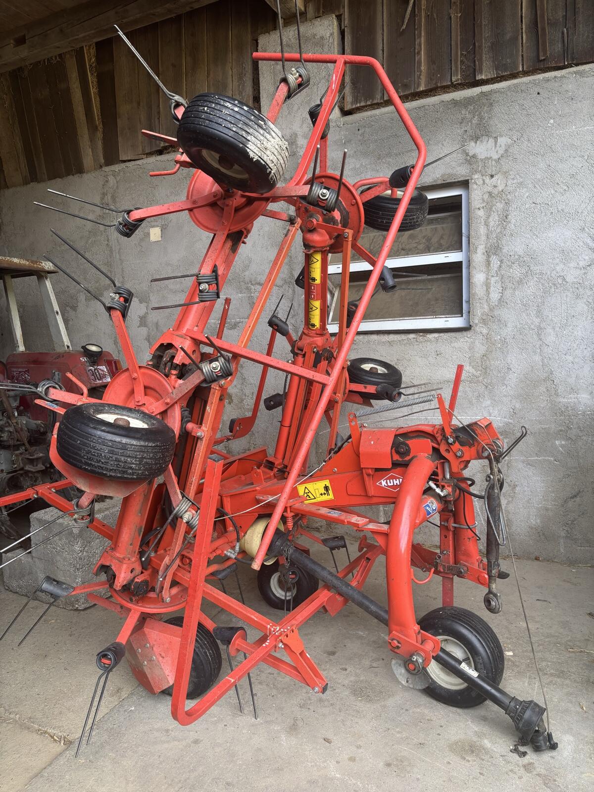 Verkaufe Kreiselheuer Kuhn GF 5801 MHO Digidrive 1