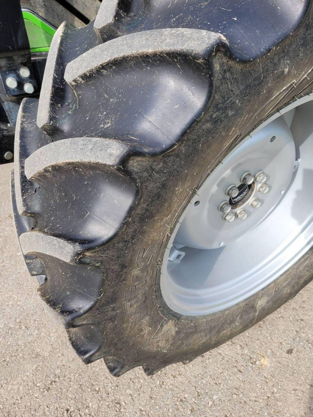 Deutz Fahr Agroplus 100 2