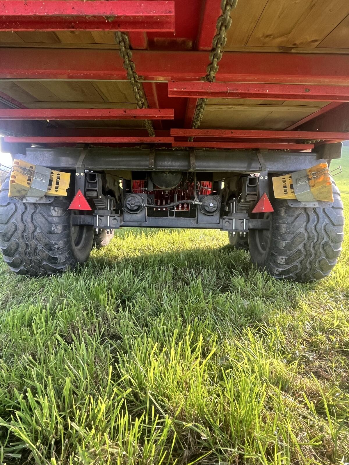 Ladewagen Pöttinger Primo 400 2
