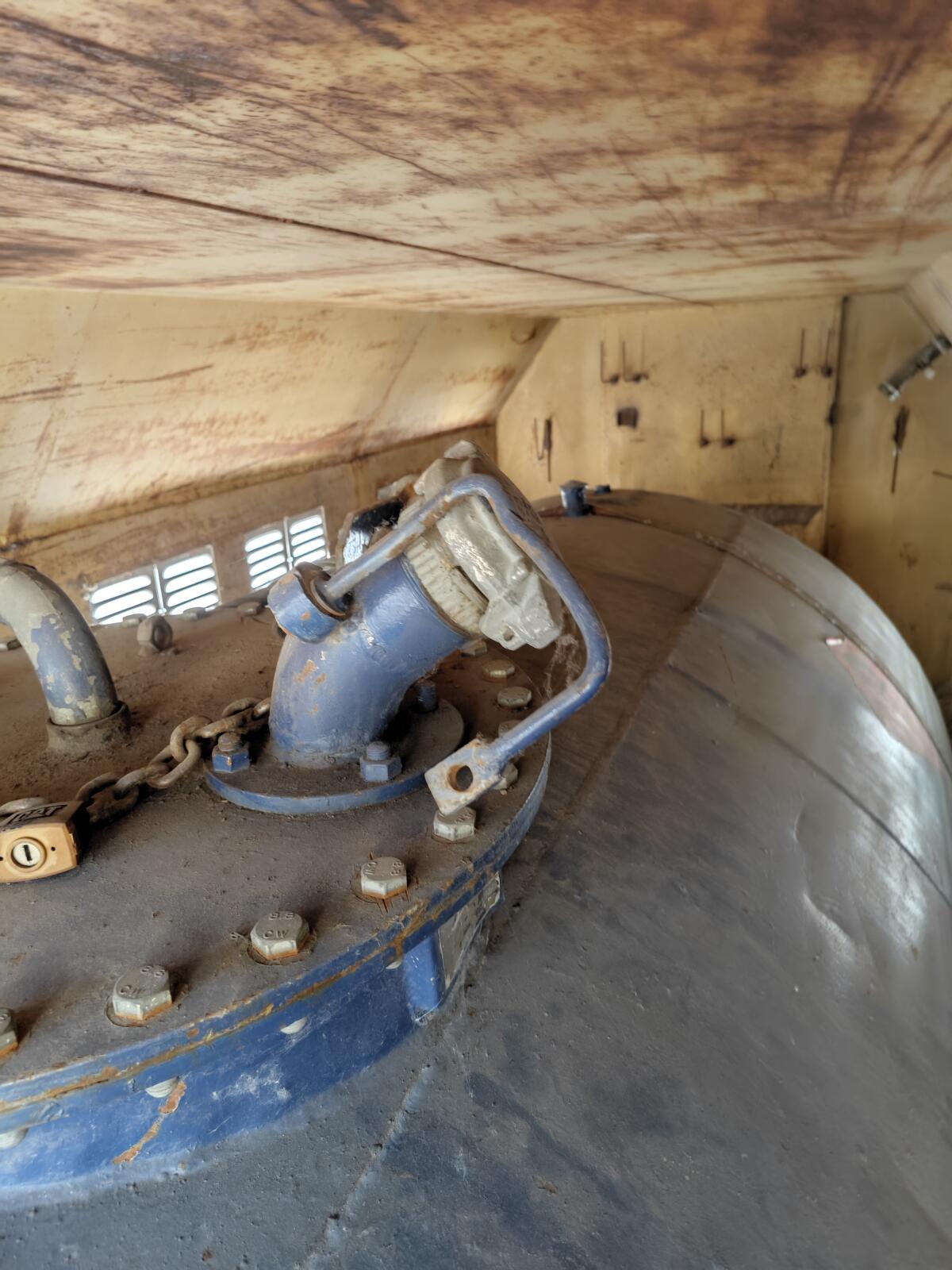 Dieseltank 5.000 l doppelwandig mit Container oder ohne 1