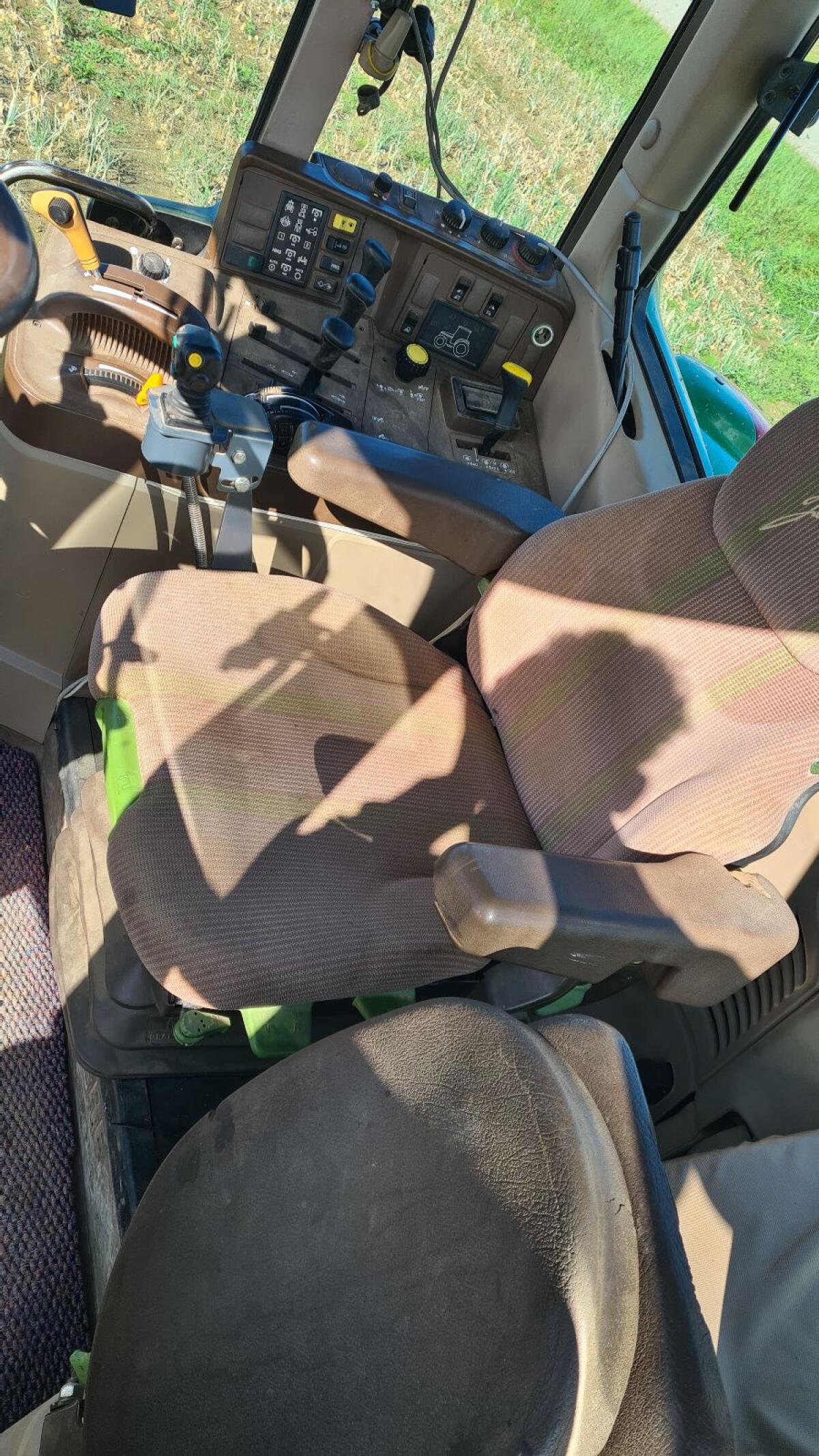 John Deere 6420S 3