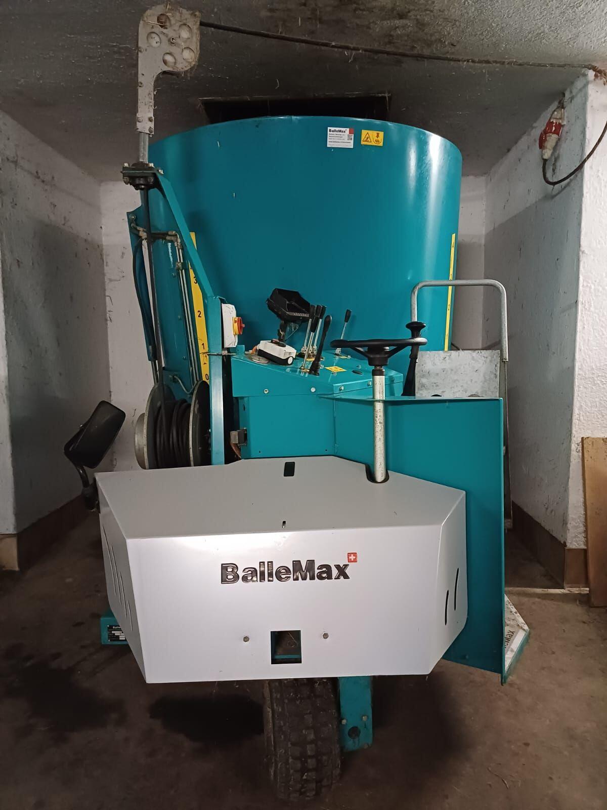 Futtermischer el. Futtermischwagen Ballemax 3