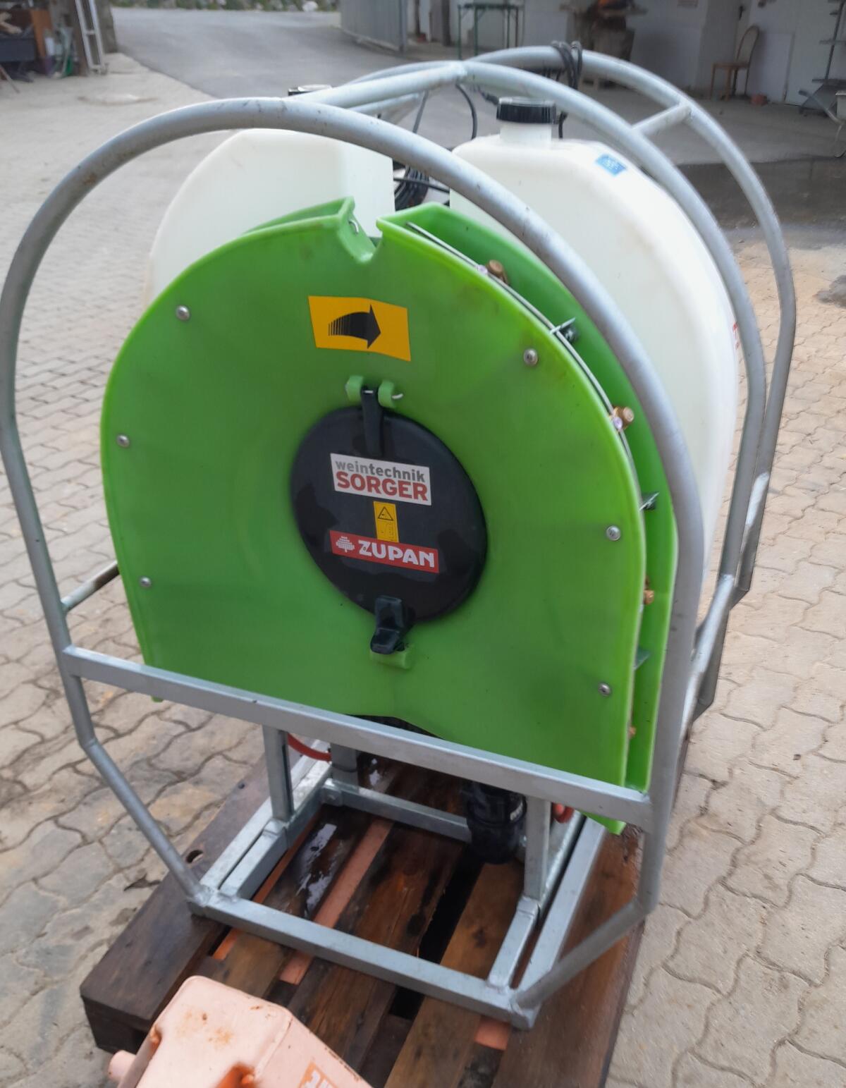 Gebläsesprüher für Kleintraktoren Zupan ZM 100 EN 2