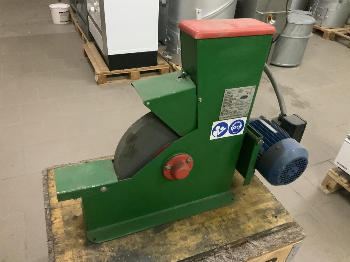 Naßschleifmaschine 3