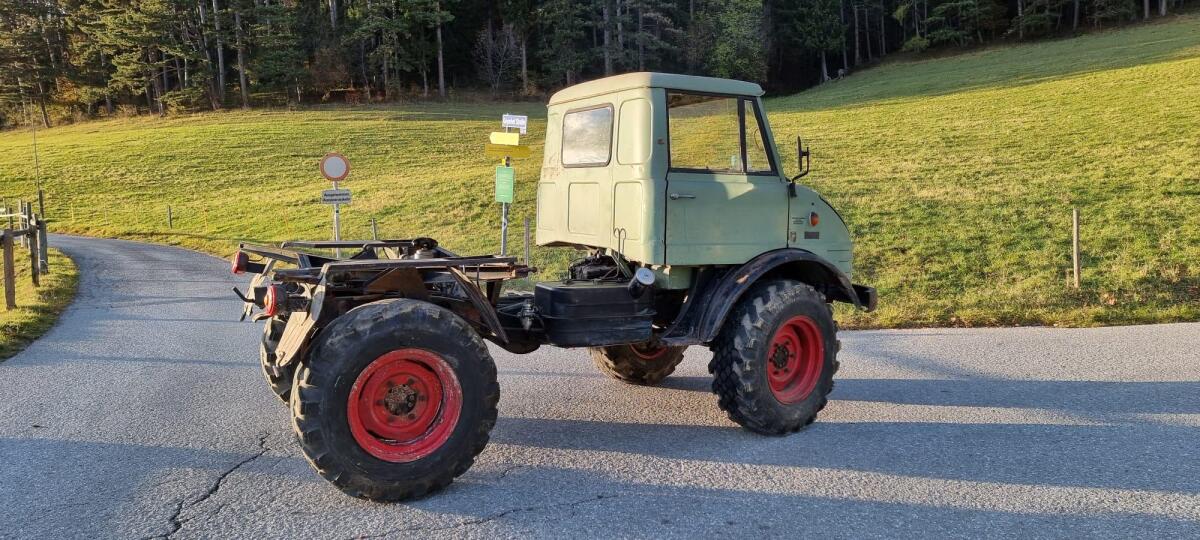 UNIMOG 406 3