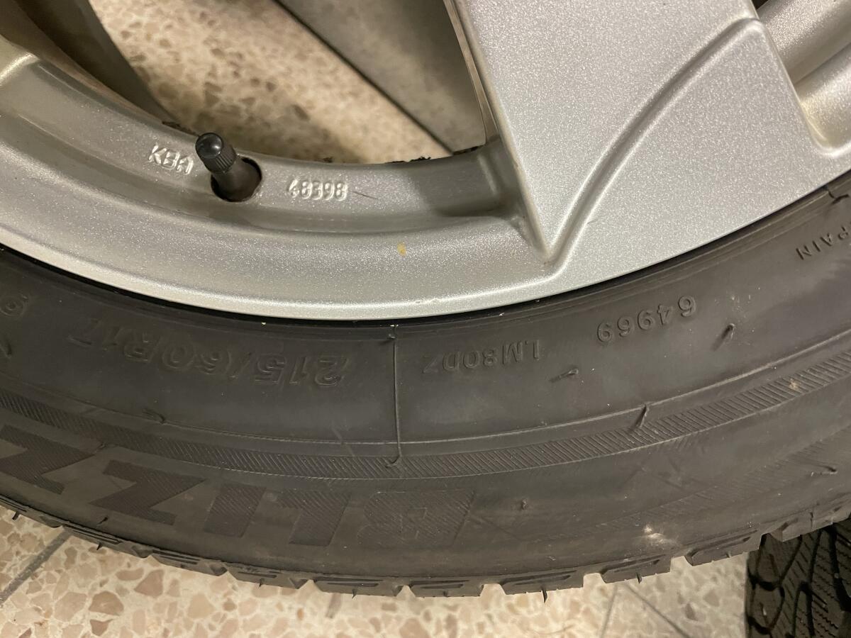 Winterreifen 7,5x17 215/60/17 VB 2