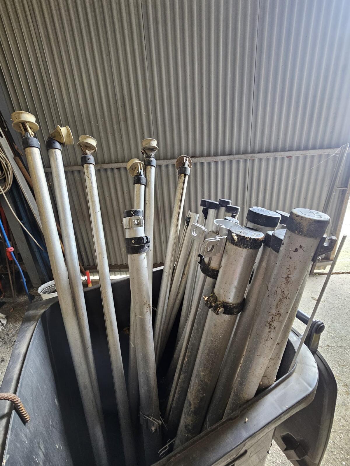 Maschendrahtzaun Steher Geflecht 1