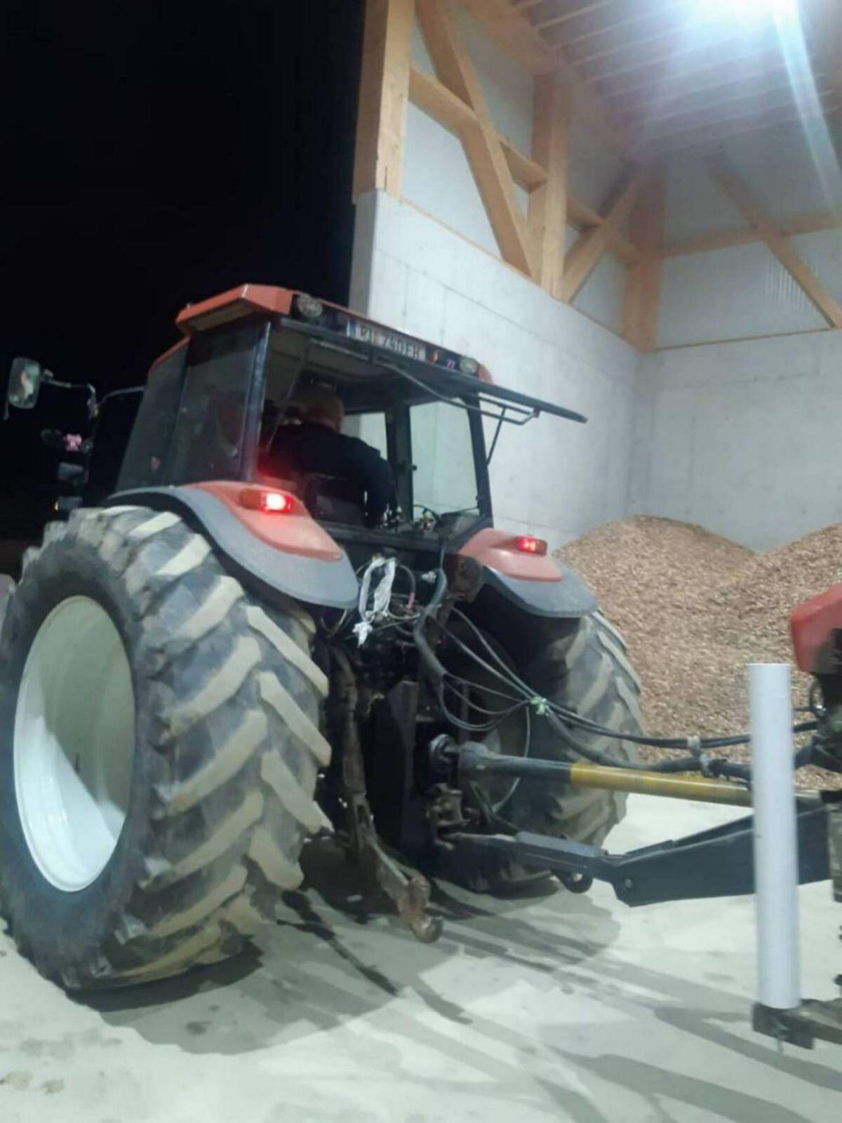 New Holland M160 1