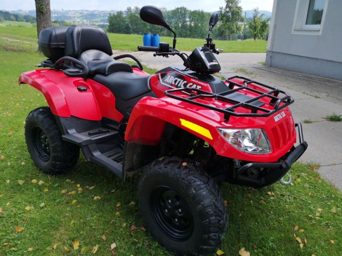 Quad Arctic Cat TRV 700i (XT) 2
