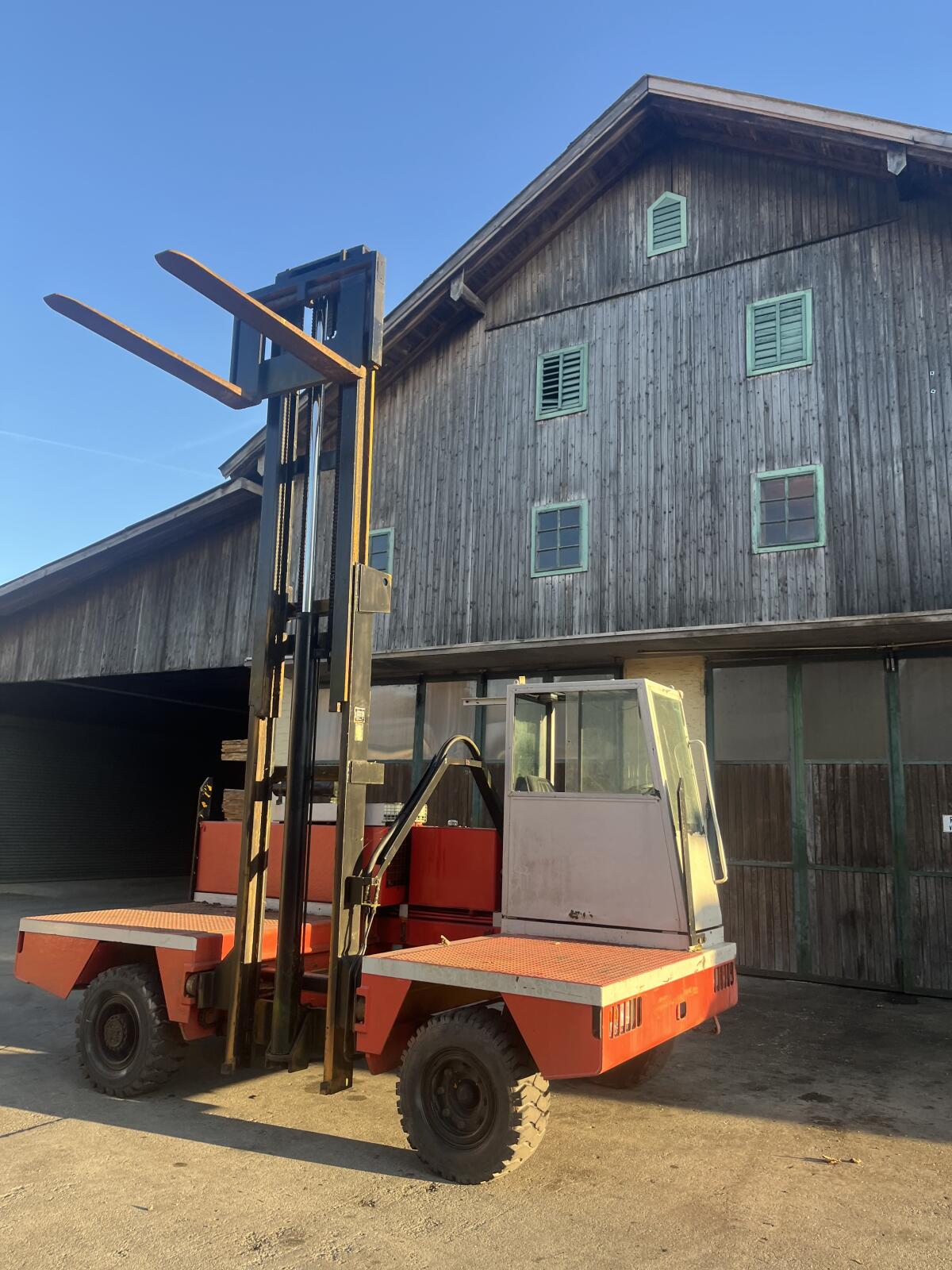 Seitenstapler Lancer Boss Steinbock 3