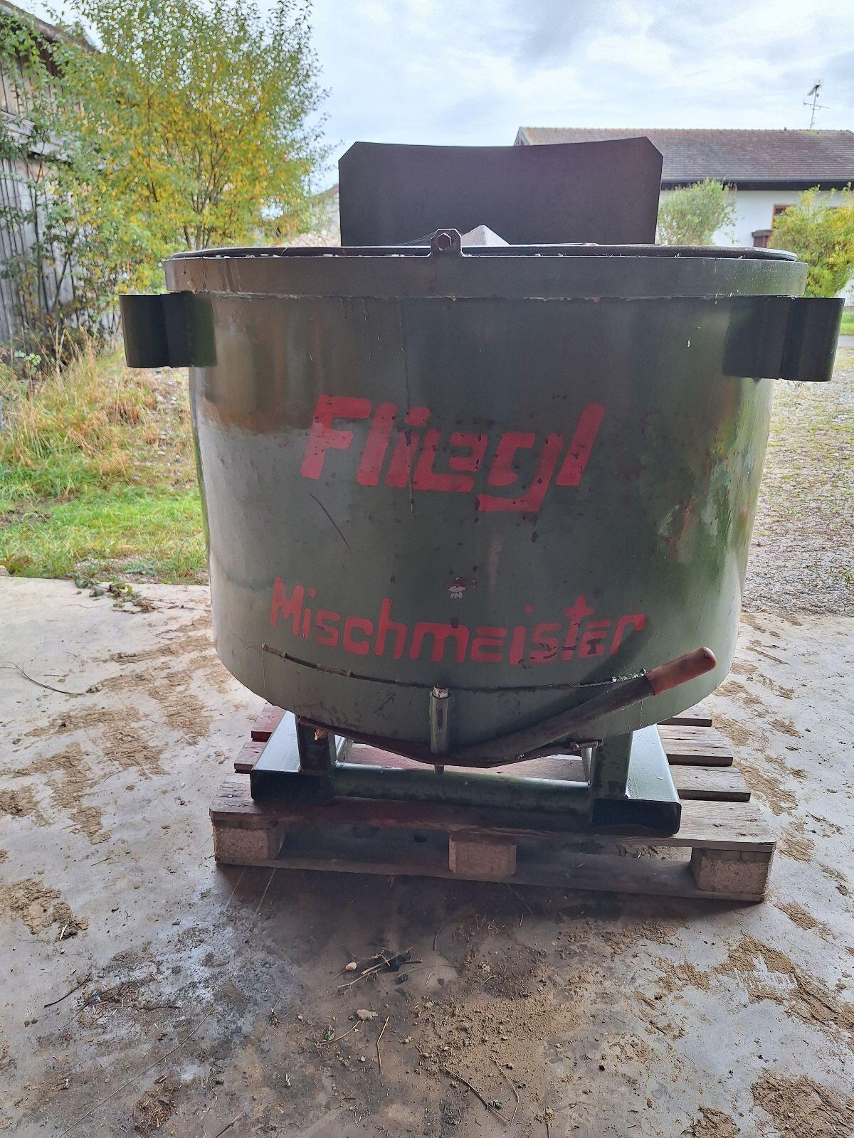 Fliegl Mischmeister Zwangsmischer Betonmischer 1