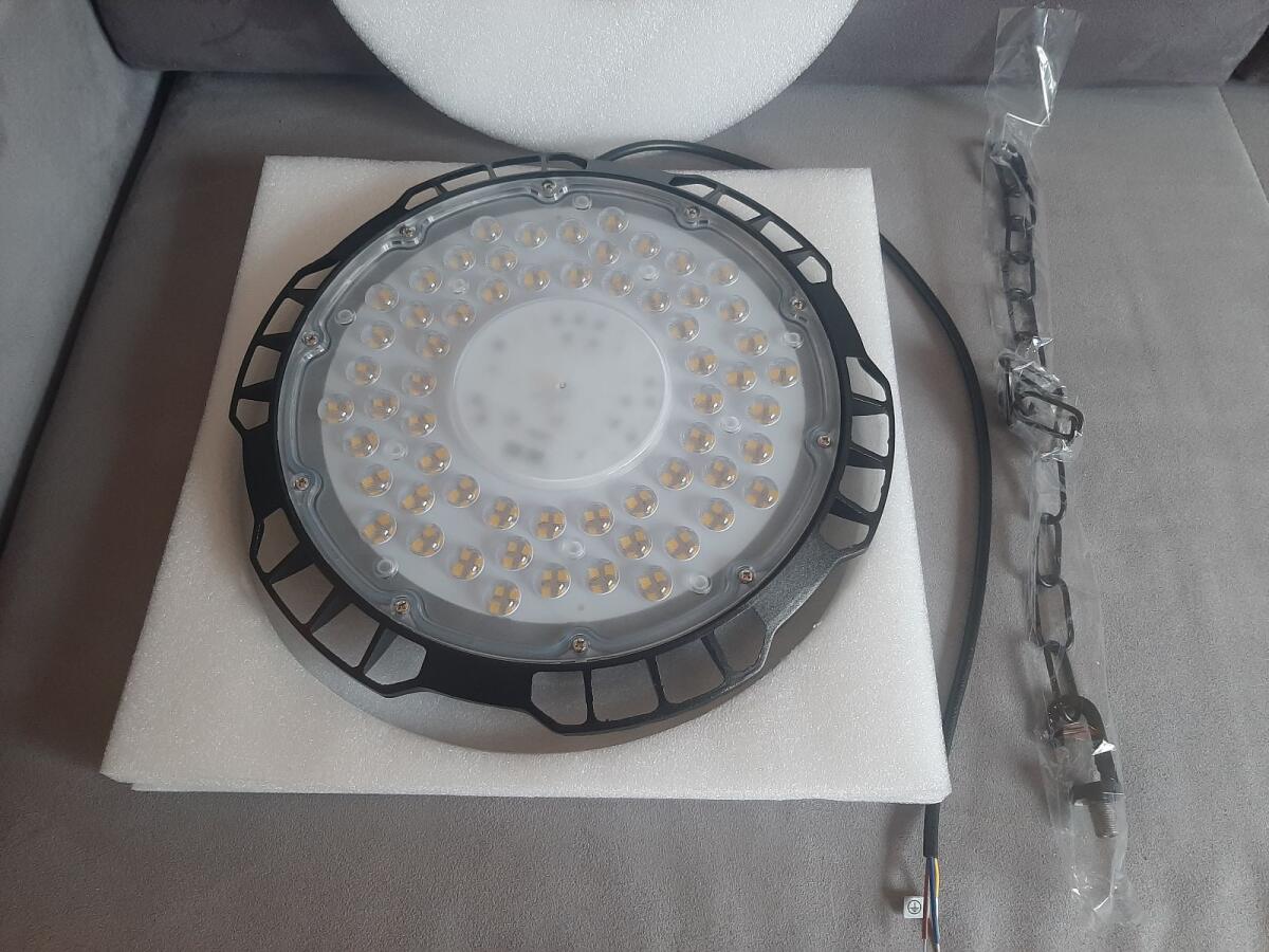 650 W LED Hallenstrahler, Strohlager, Maschinenhalle 2