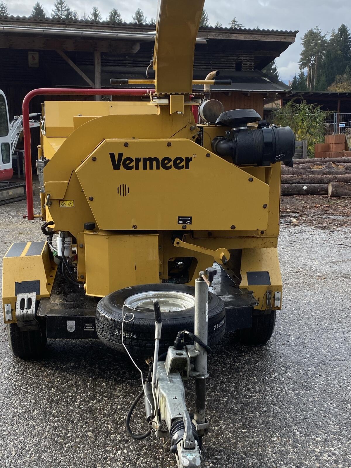Vermeer Scheibenhäcksler mit eigenem Motor, BC230 1