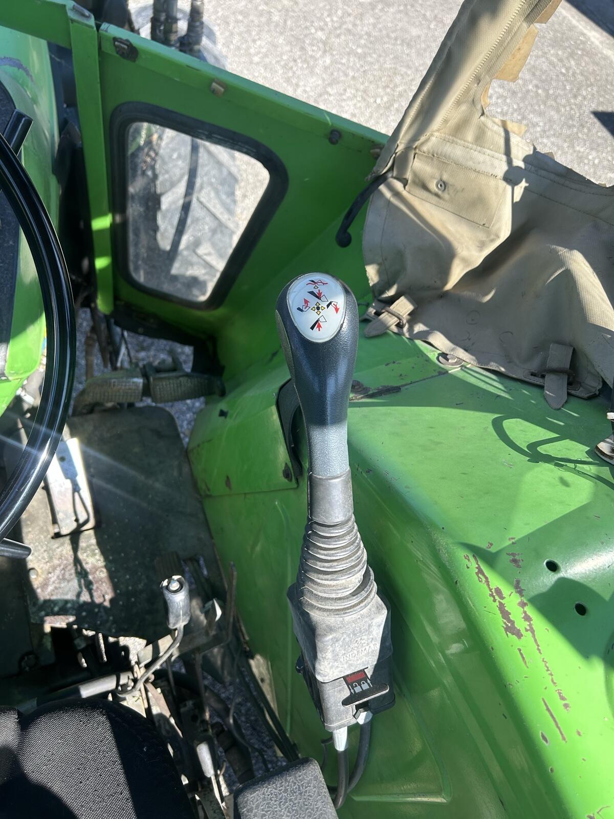 Deutz D 68 06 A mit Frontlader 2