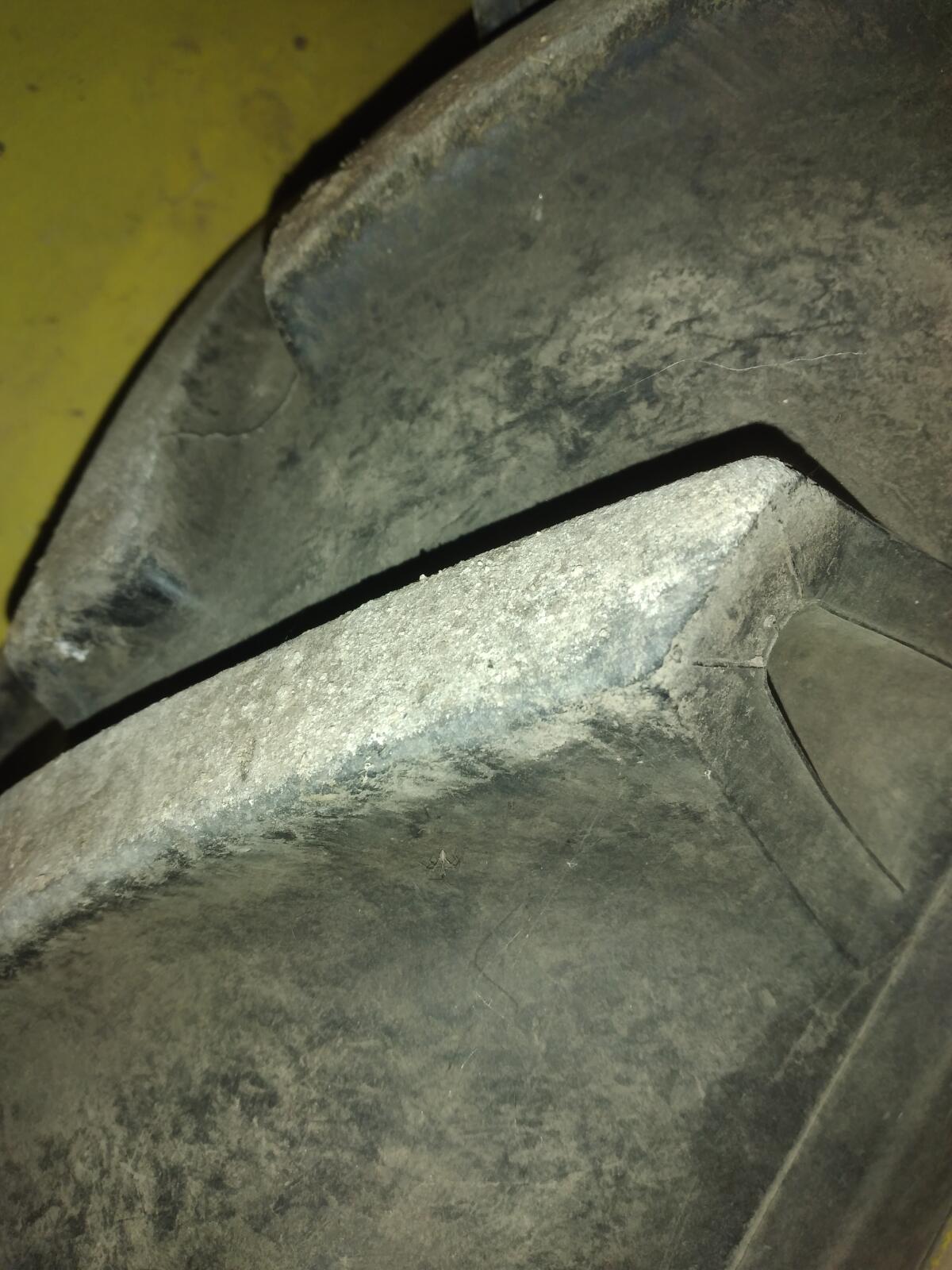 Pflegereifen John Deere 5090 3