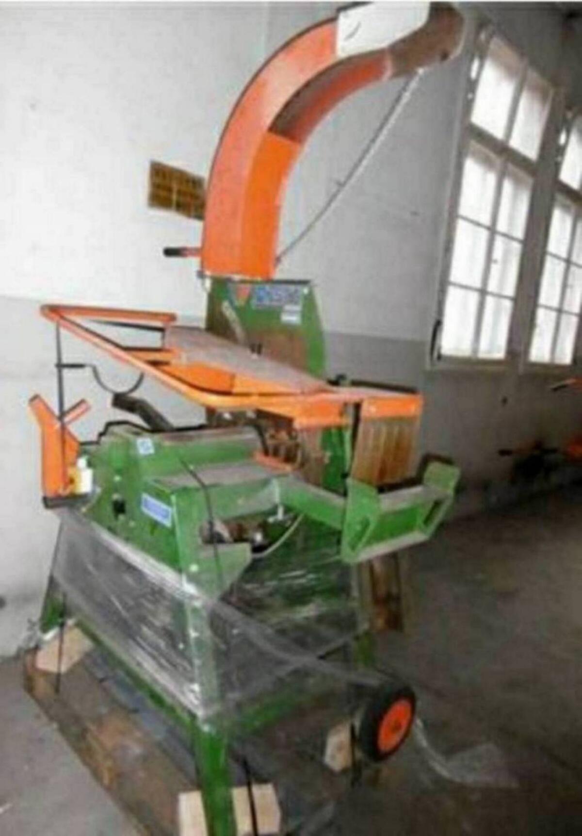 SuchPosch Schälprofi 500 oder Deinhammer Entrindungsmaschine 1