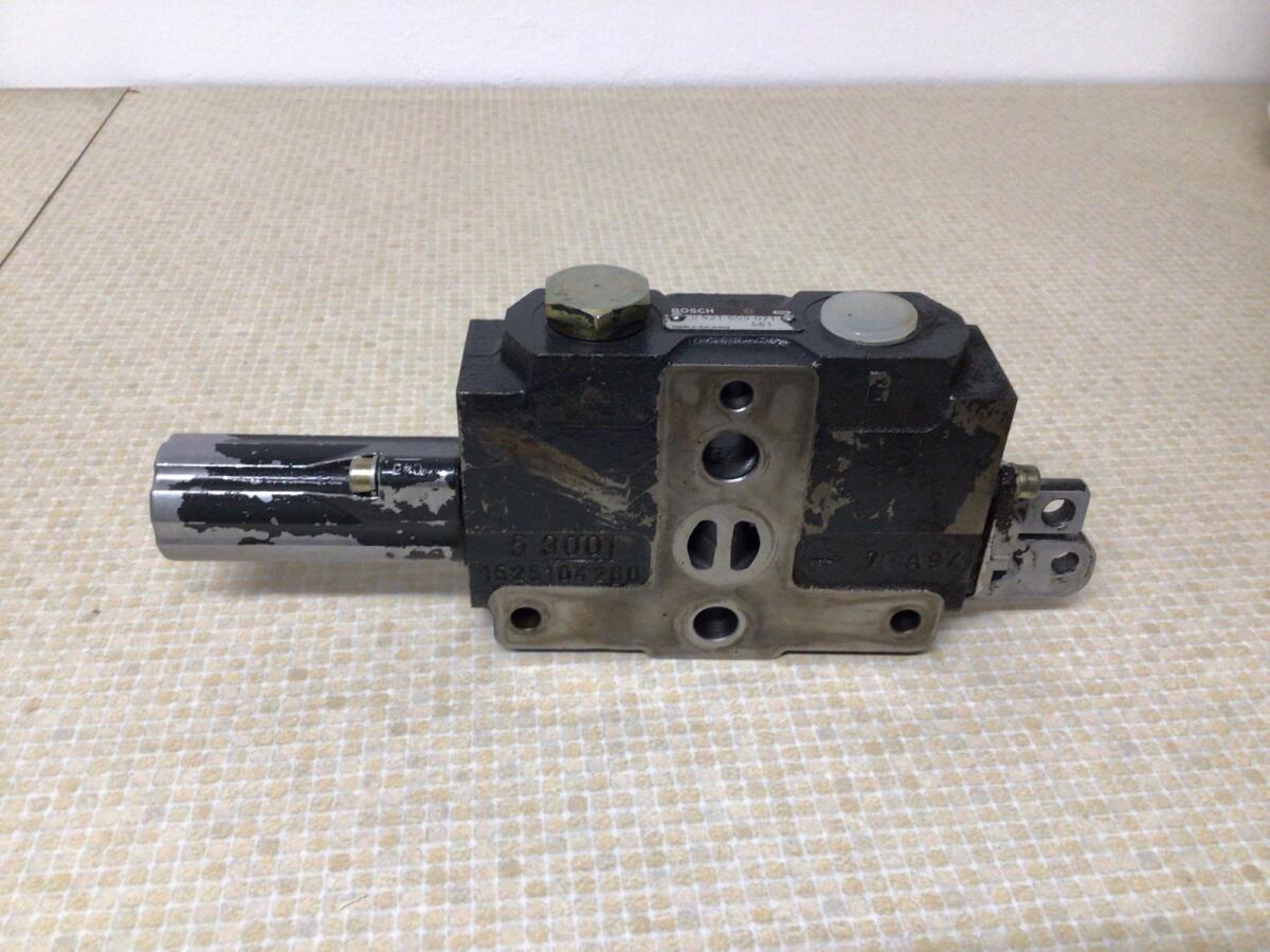 Hydrauliksteuergerät Bosch einfachwirkend 3