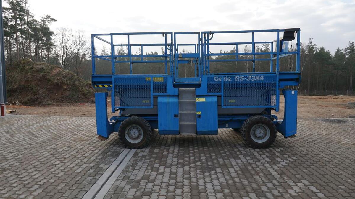 Scherenarbeitsbühne Genie GS3384 RT Allrad 4x4 (Diesel) 12 m 1