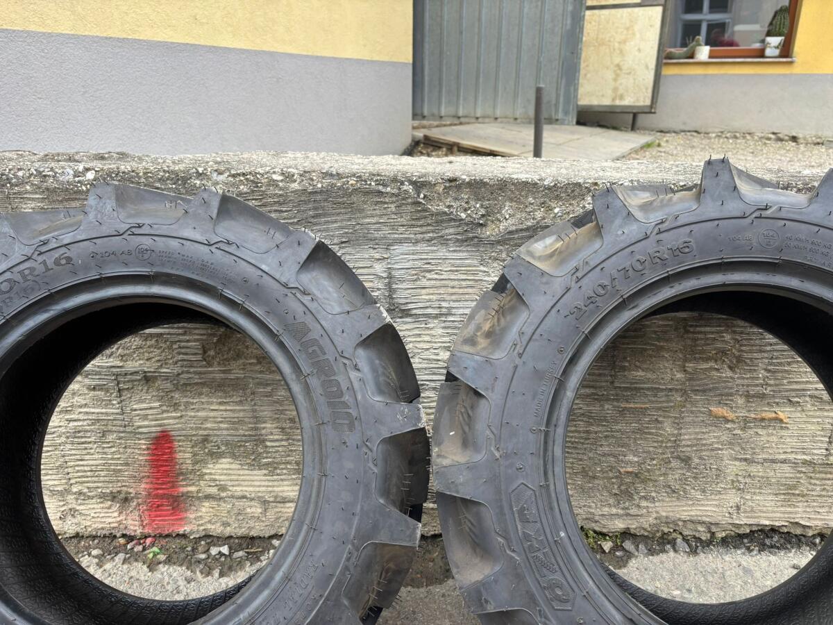 Traktor Vorderreifen 3