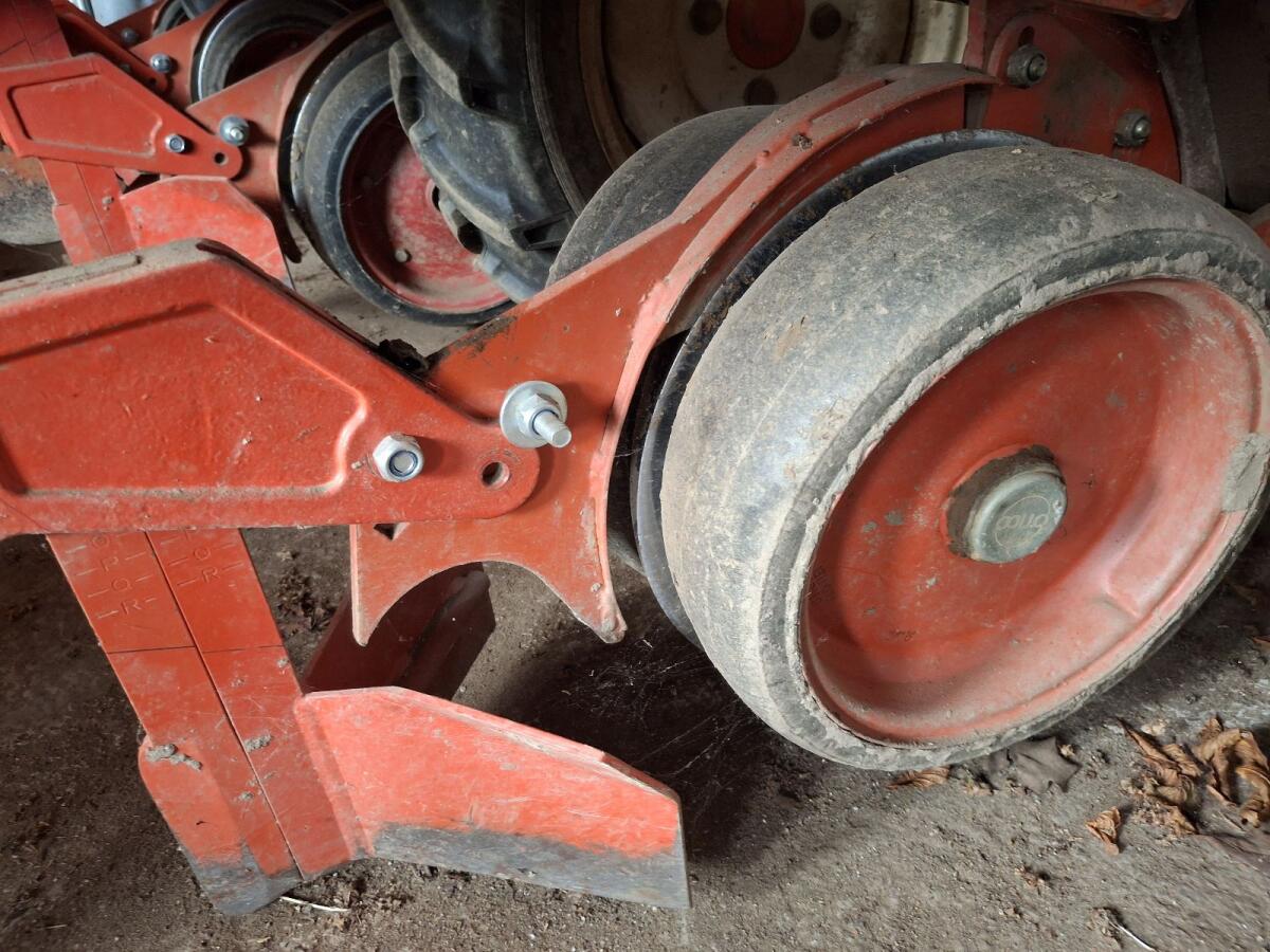 Kuhn Planter, 4-reihig, 3 m Scheibenschar 1