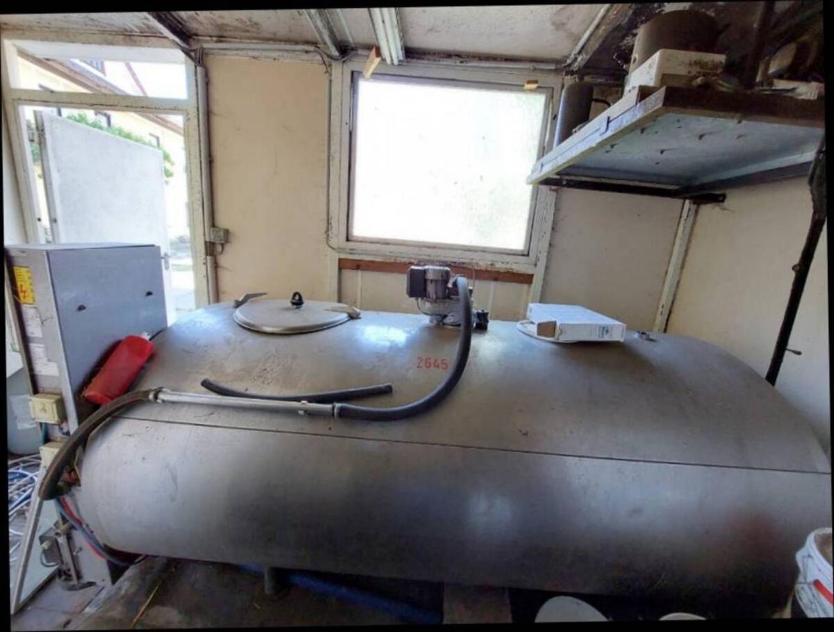 Milchtank DeLaval 2