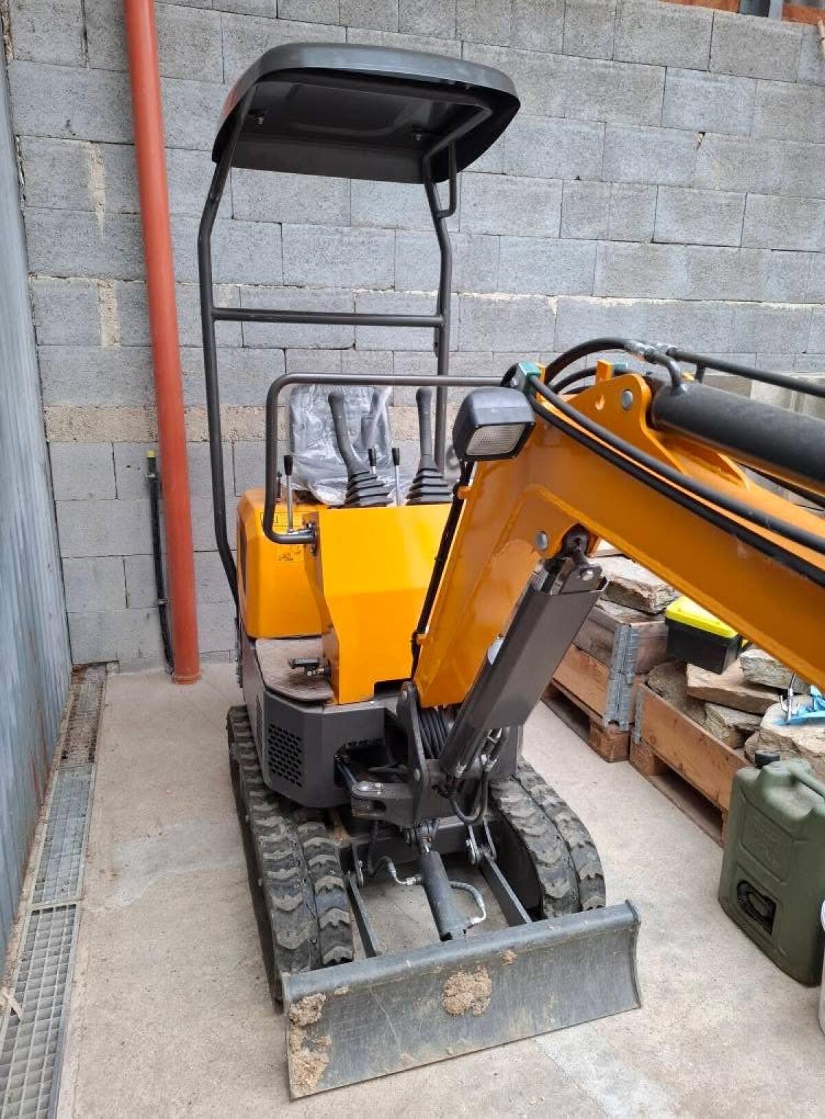 Minibagger 1,2 t Bj. 12/2024 UR12 2