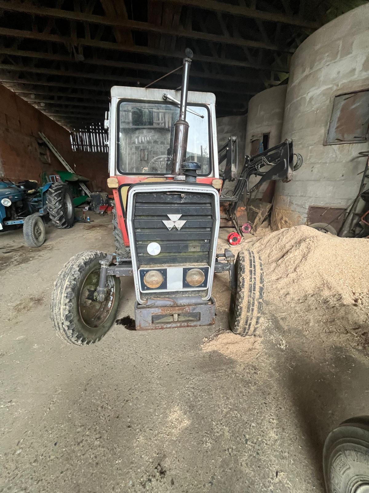 Massey Ferguson 550 2