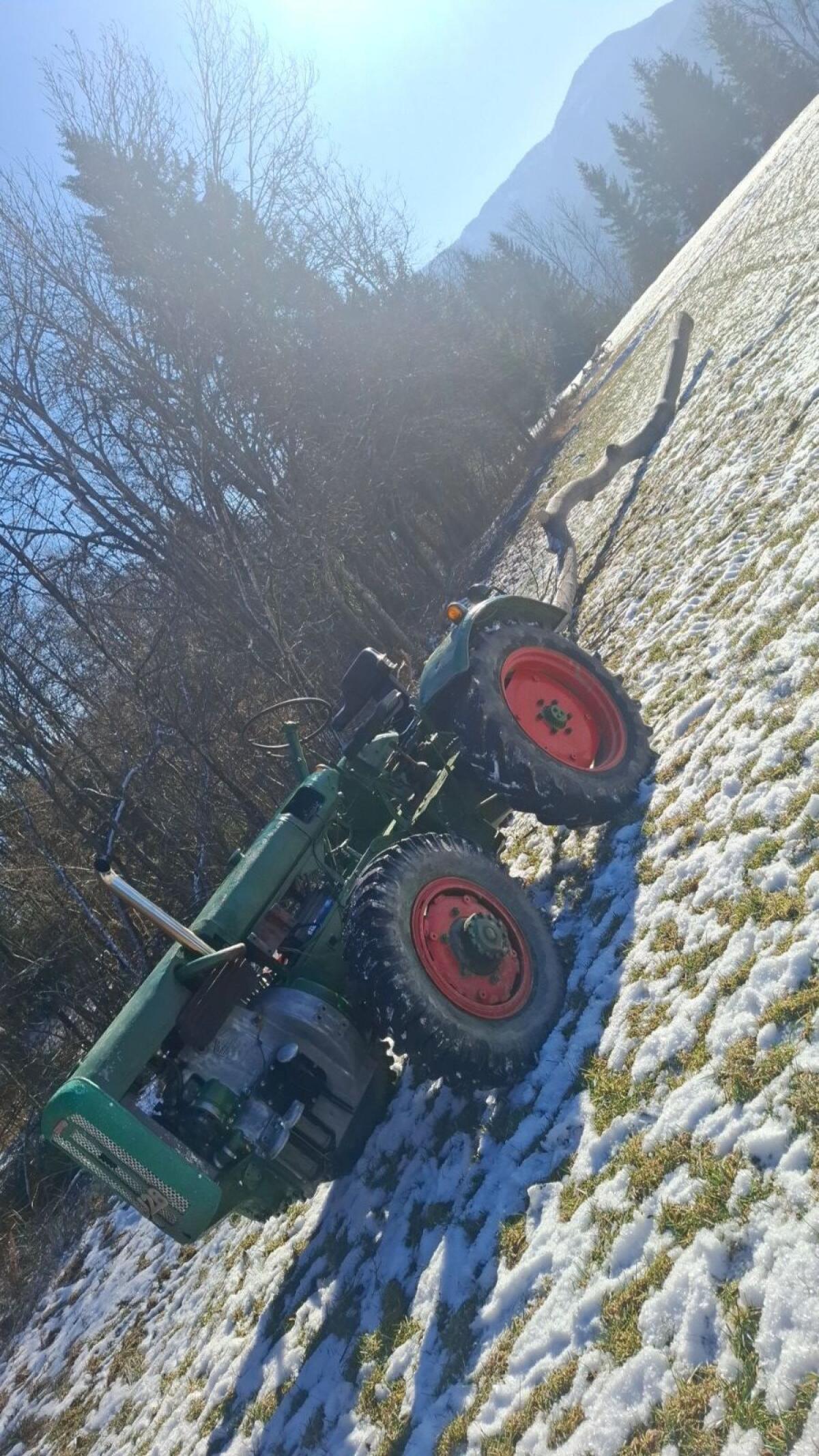 Dutra UE28 3