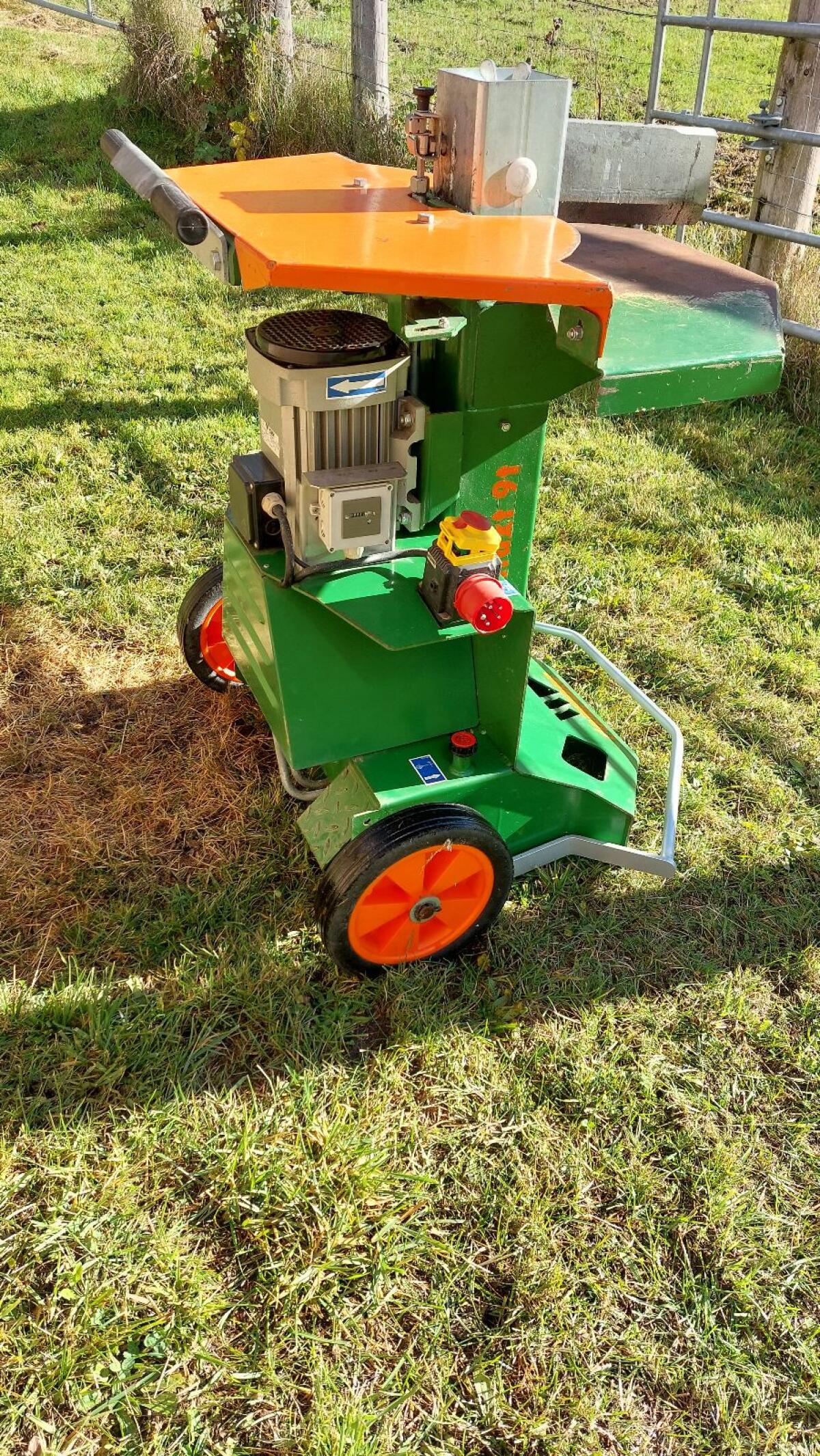 Posch Holzspalter 9 t 2