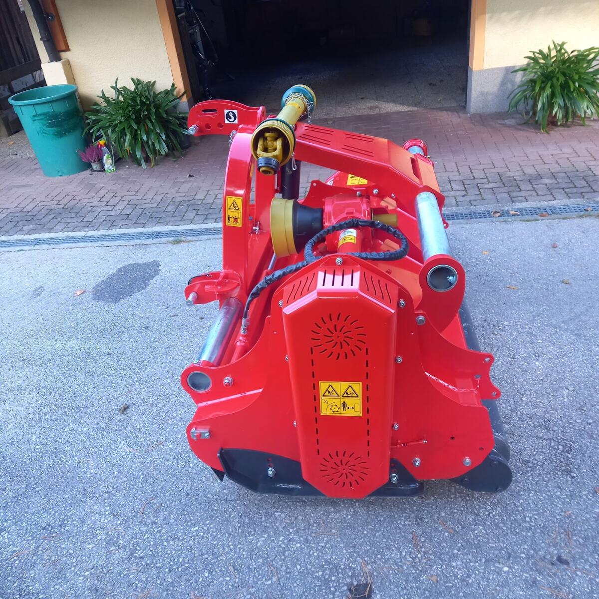 Vigolo MX2 Profi Mulcher 220 Front-Heck 2