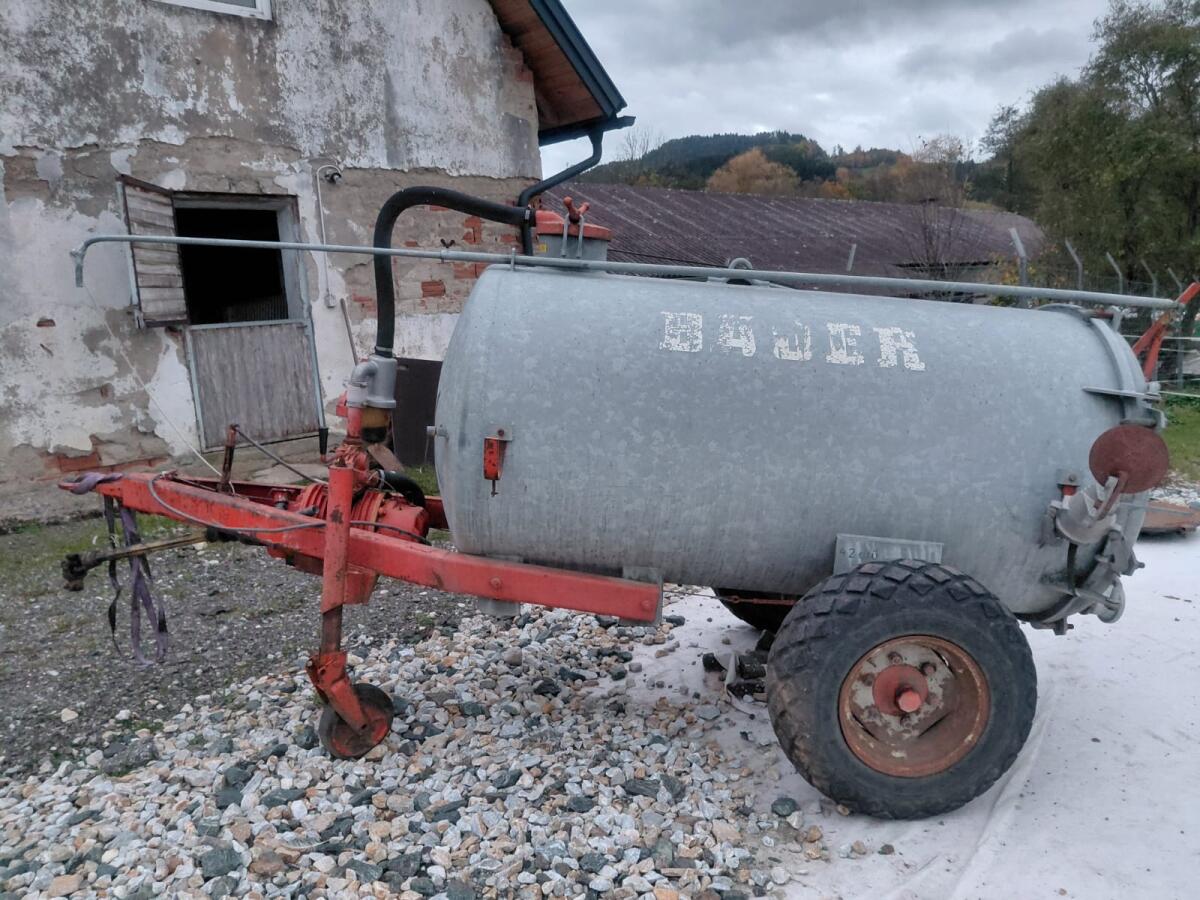 Güllefass 2.100 Liter 2
