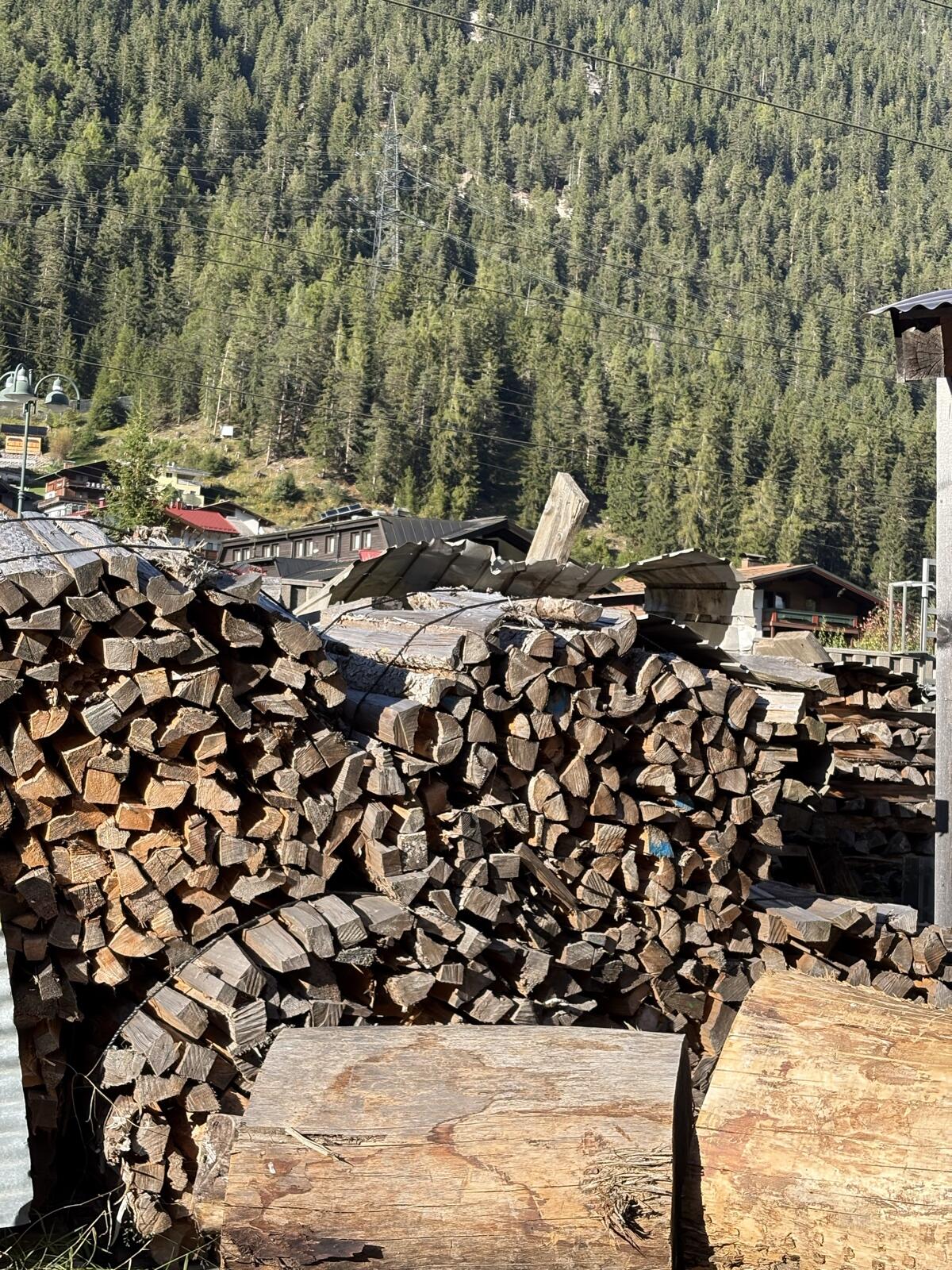 Verkaufe Brennholz 3