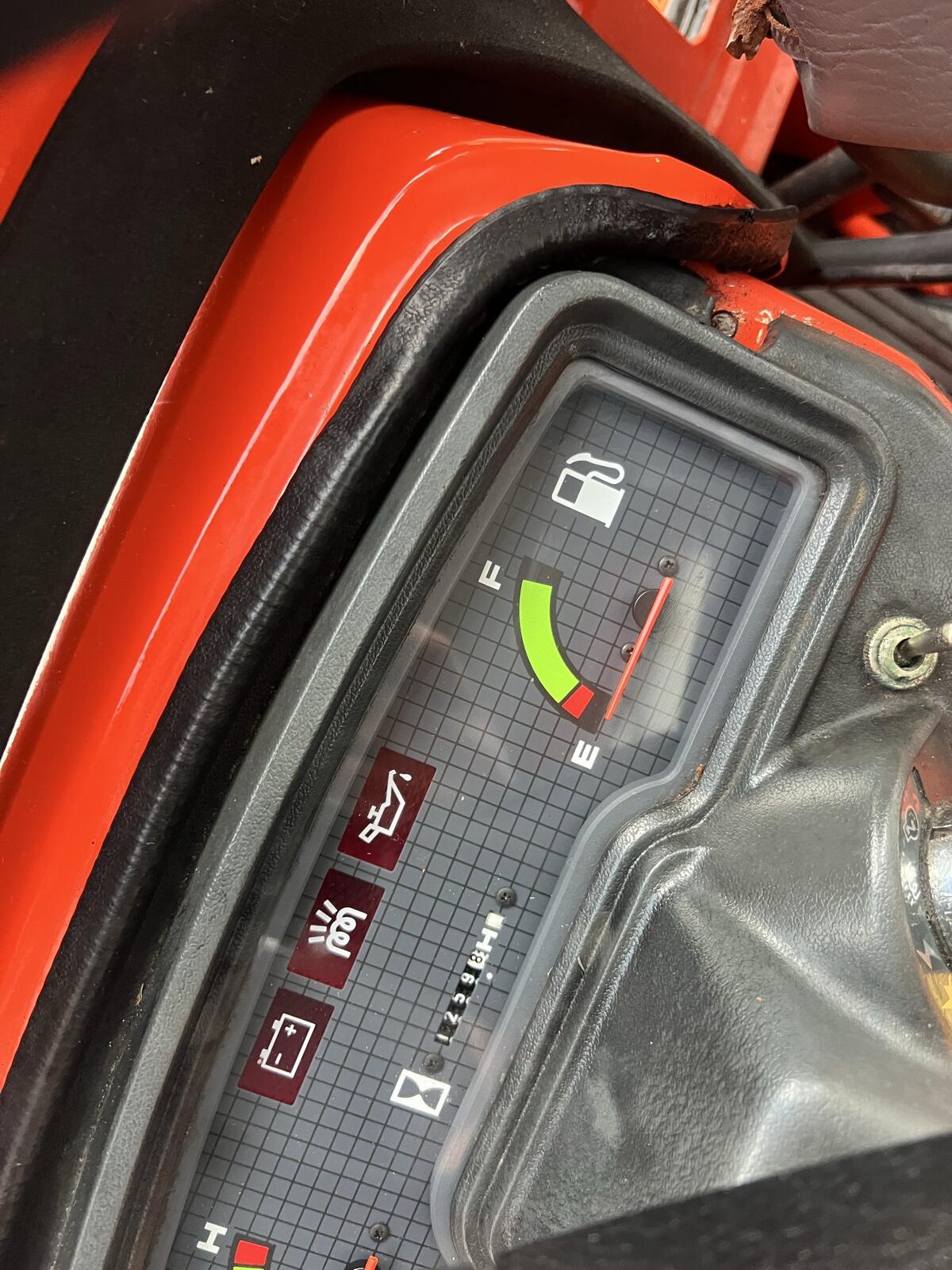 Kubota G1900 HST 4WS 2