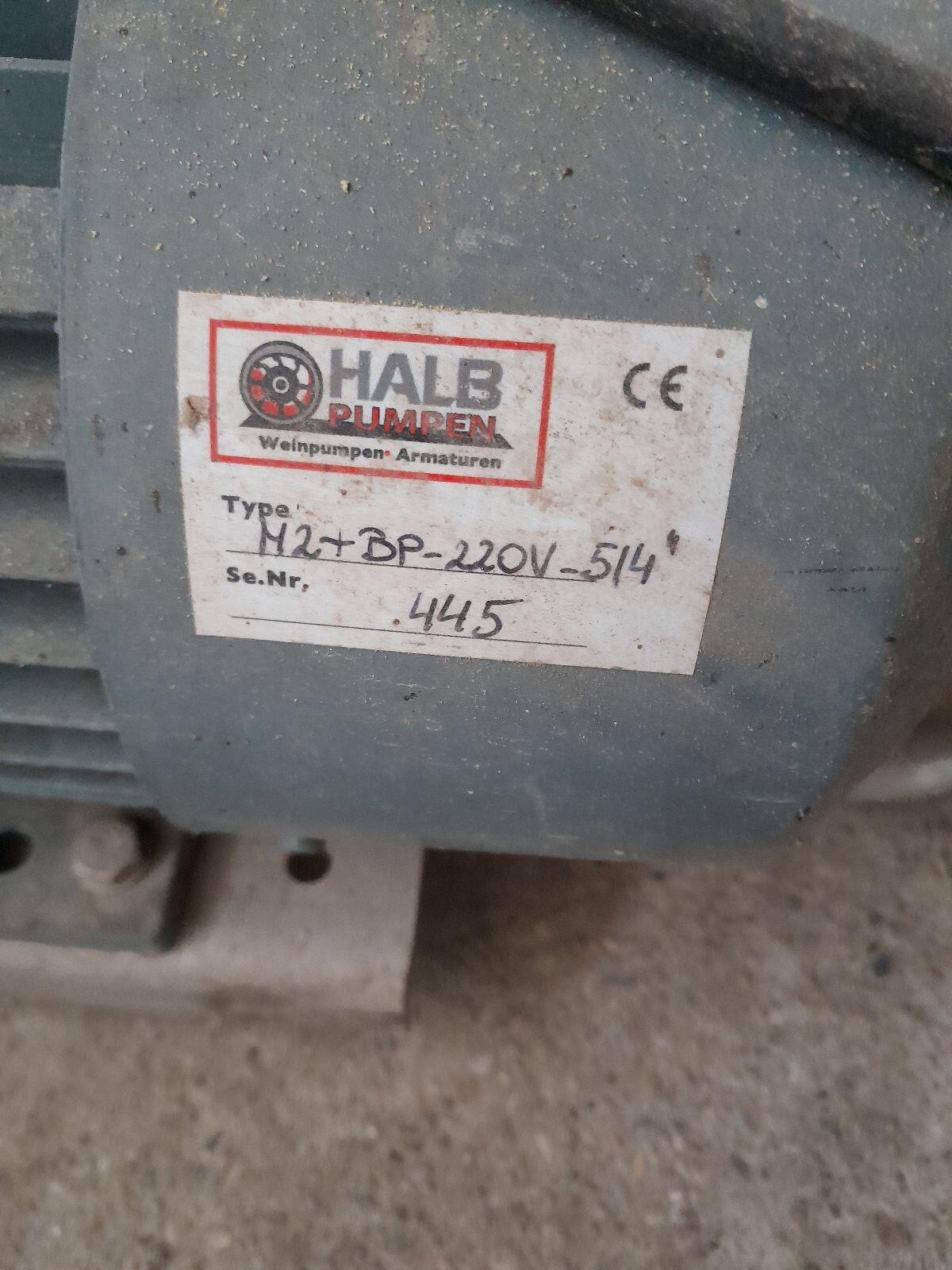 Halb Weinpumpe 2