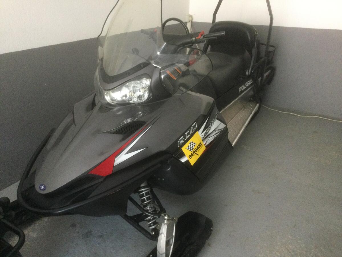 Motorschlitten Polaris 600 1