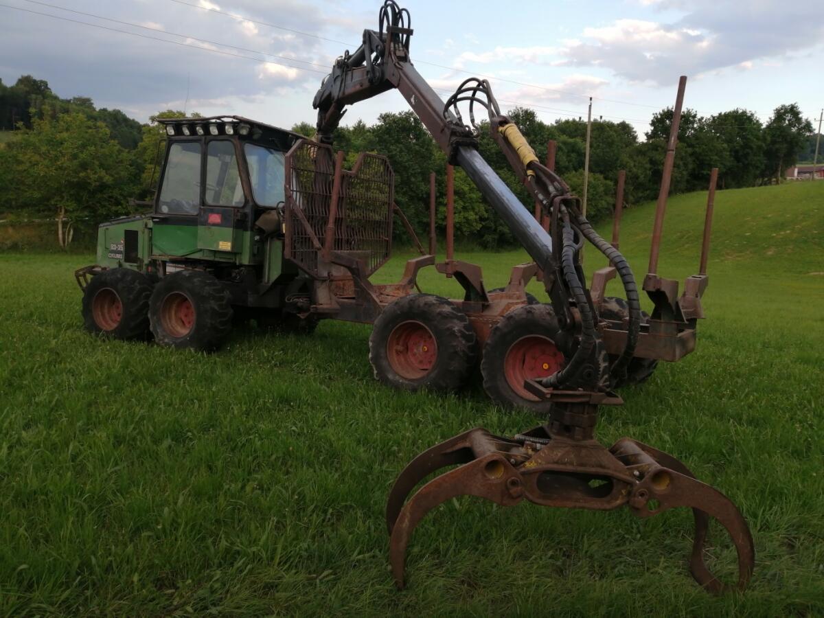 Forwarder Kockums 83-35 2