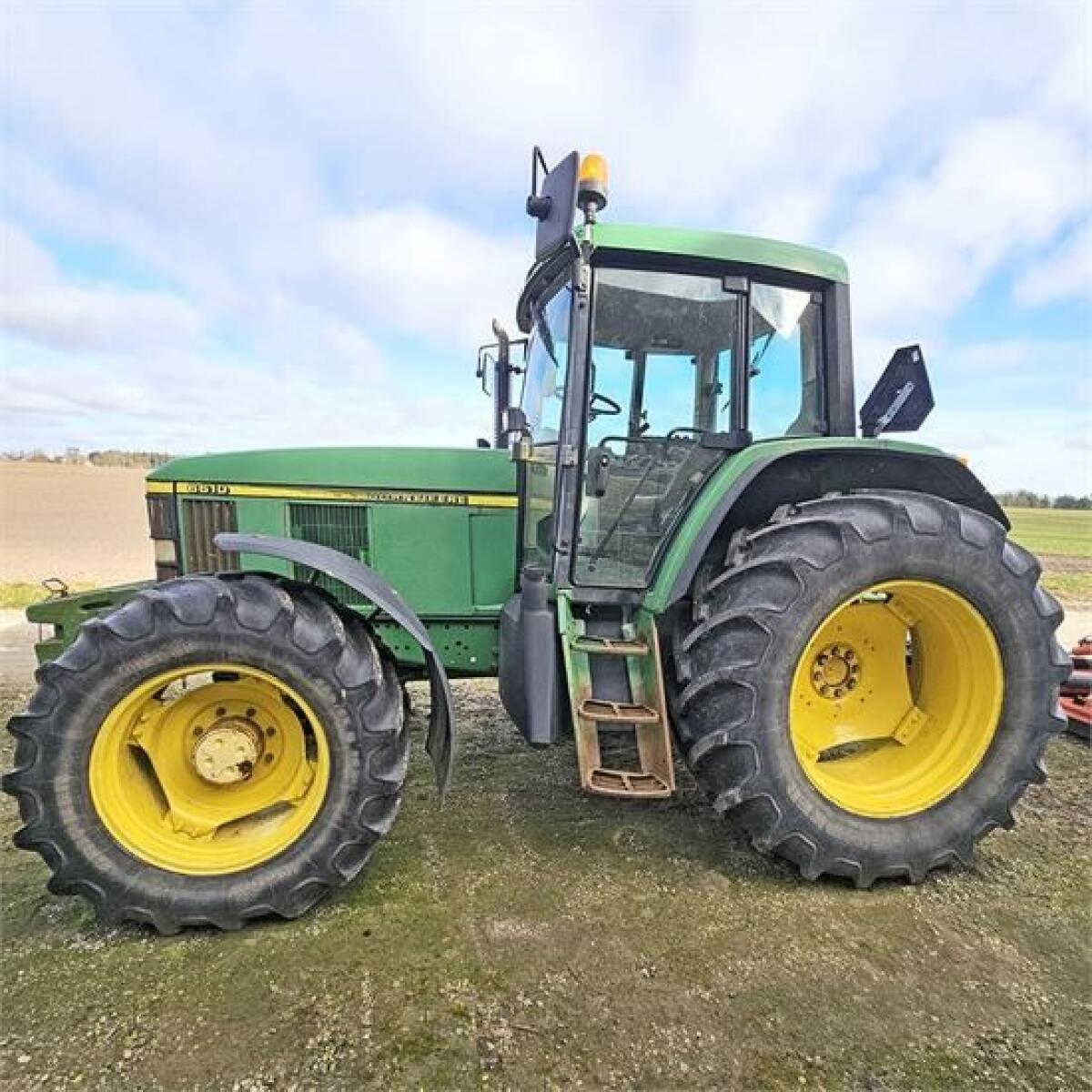 John Deere 6610 2