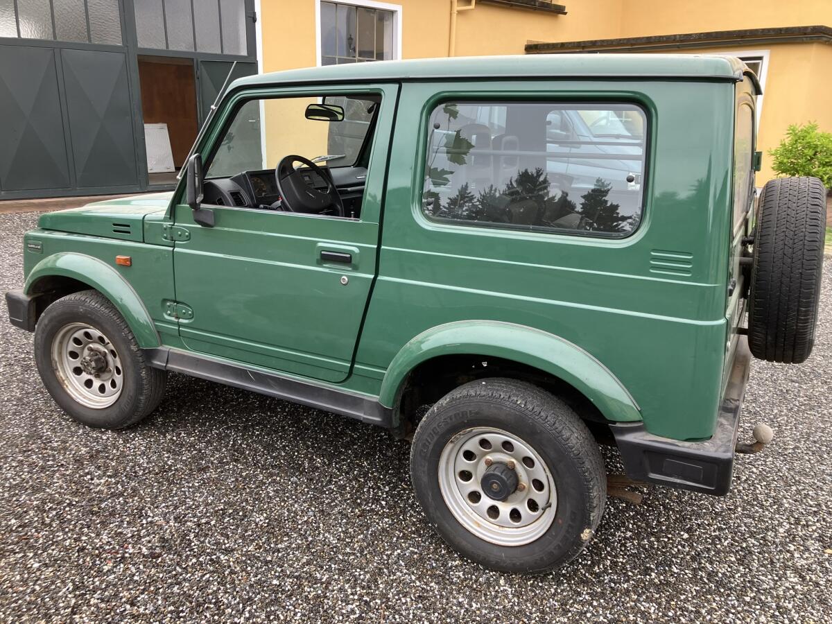Suzuki Samurai Santana 2