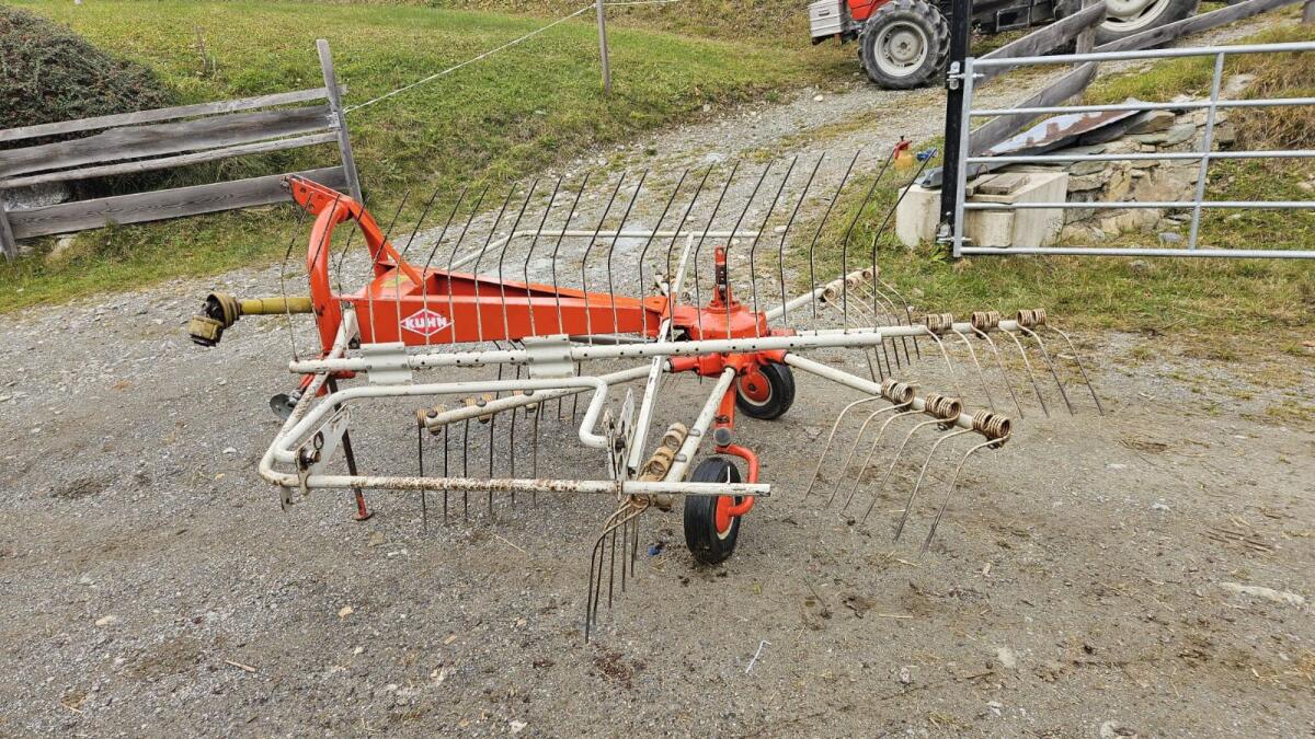 Kuhn GA 280 Schwader 3