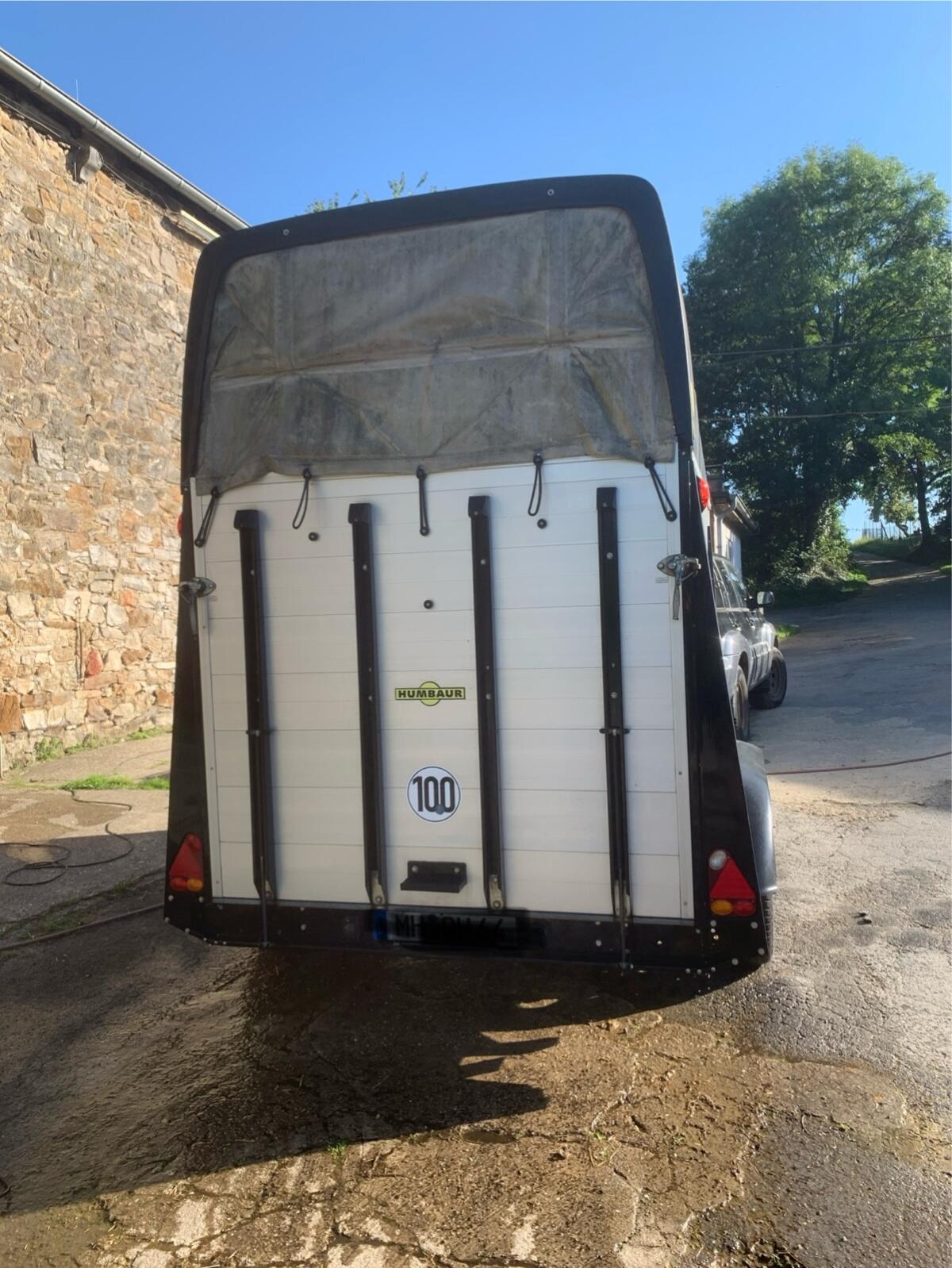 Humbaur Carrus Alu mit Polyhaube 3