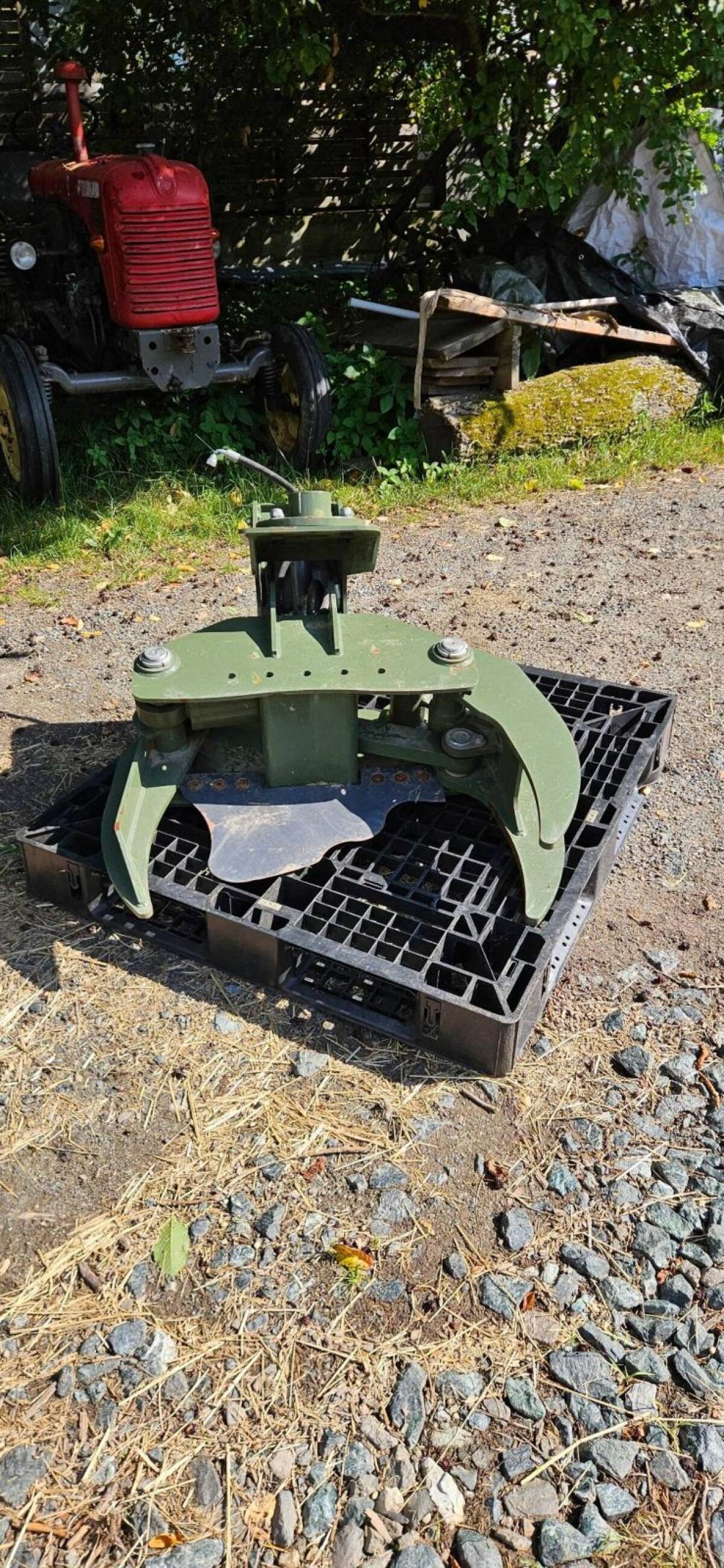Fällgreifer Farma BC 18 2