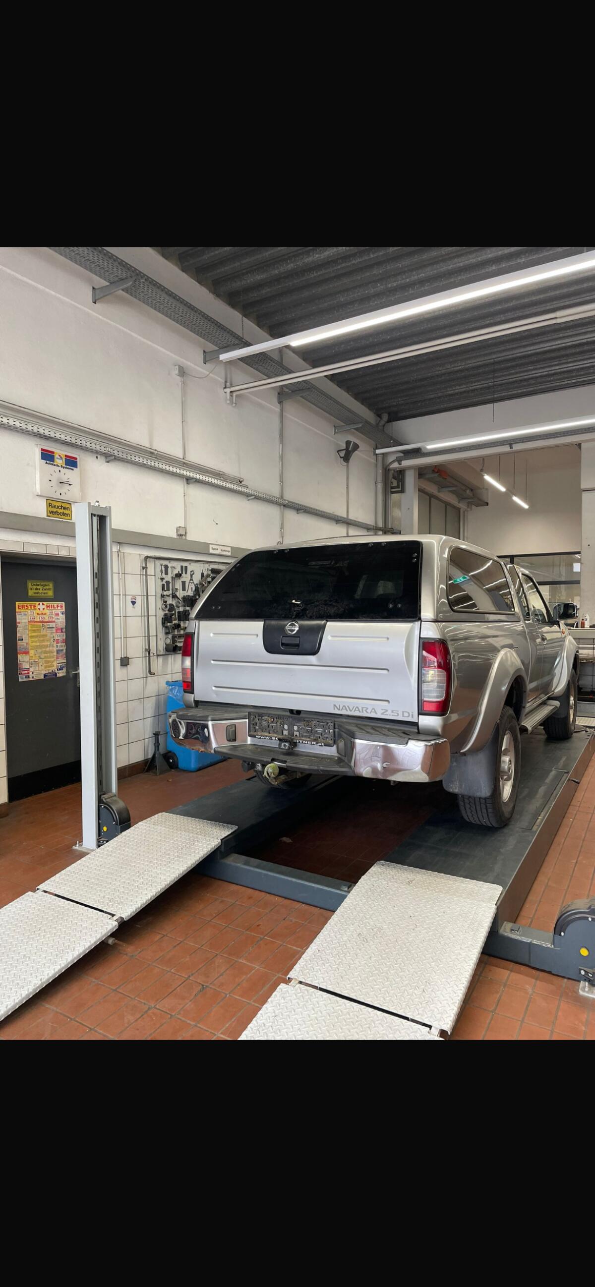 Nissan Navara 1