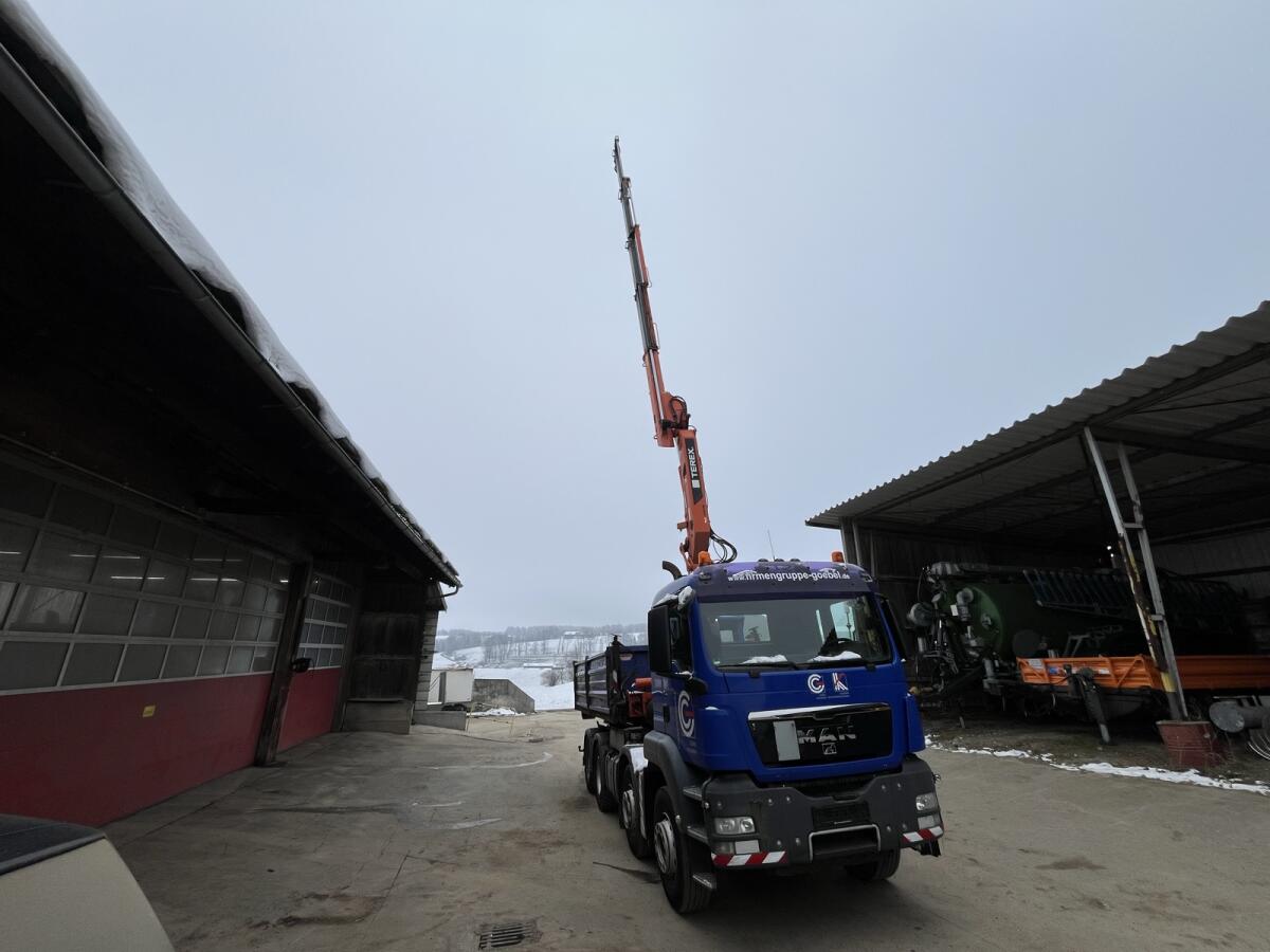 MAN 8x4 Hakenlift Kran Funk 3