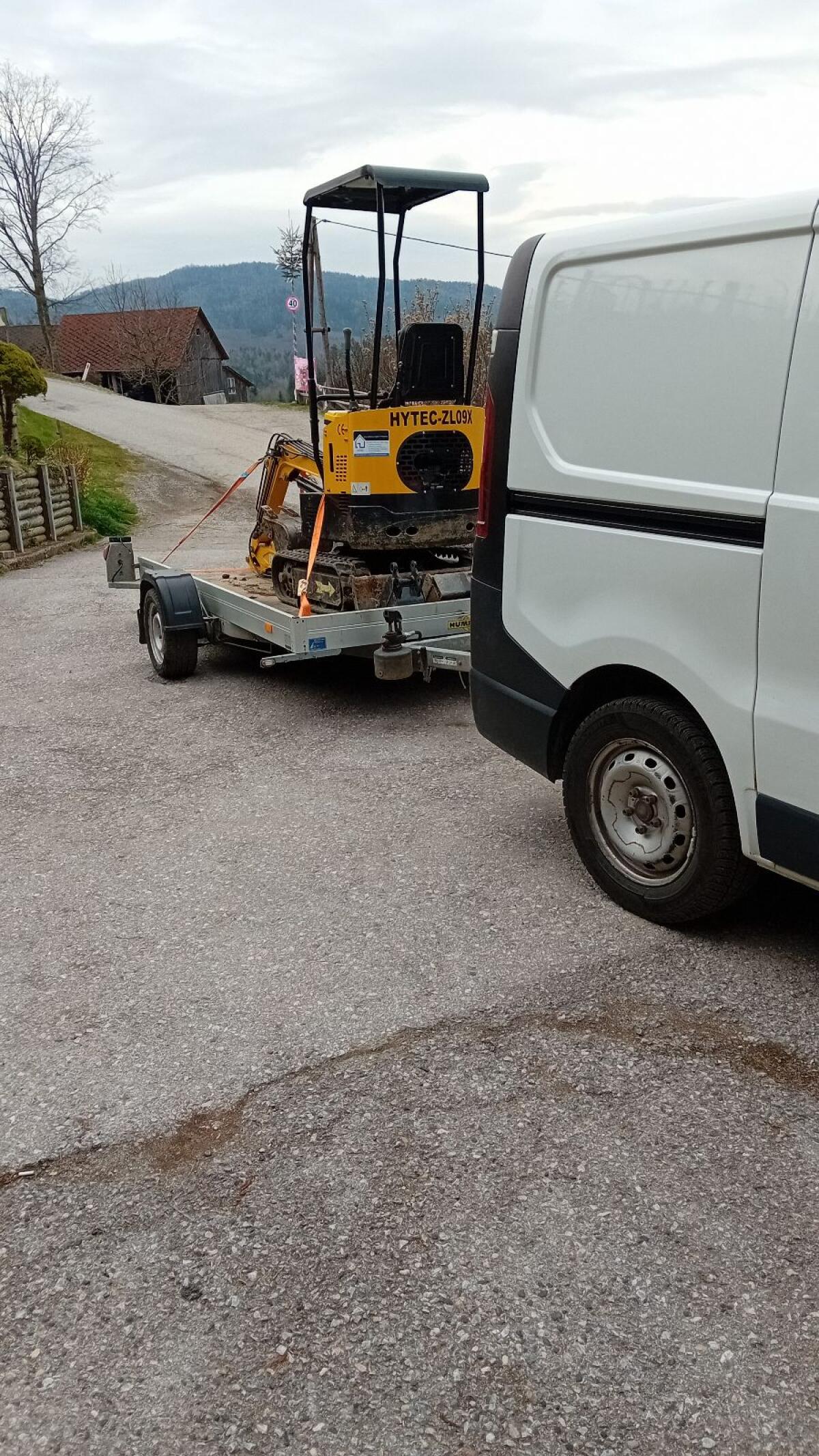 Humbaur Absenkanhänger 2